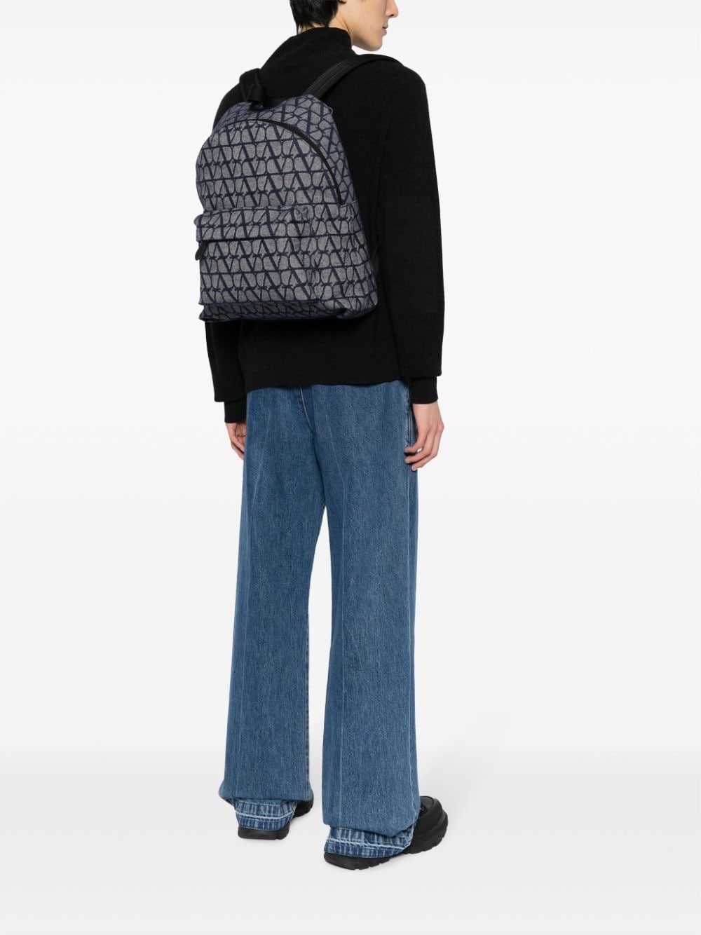 monogram-pattern zipped backpack - 2