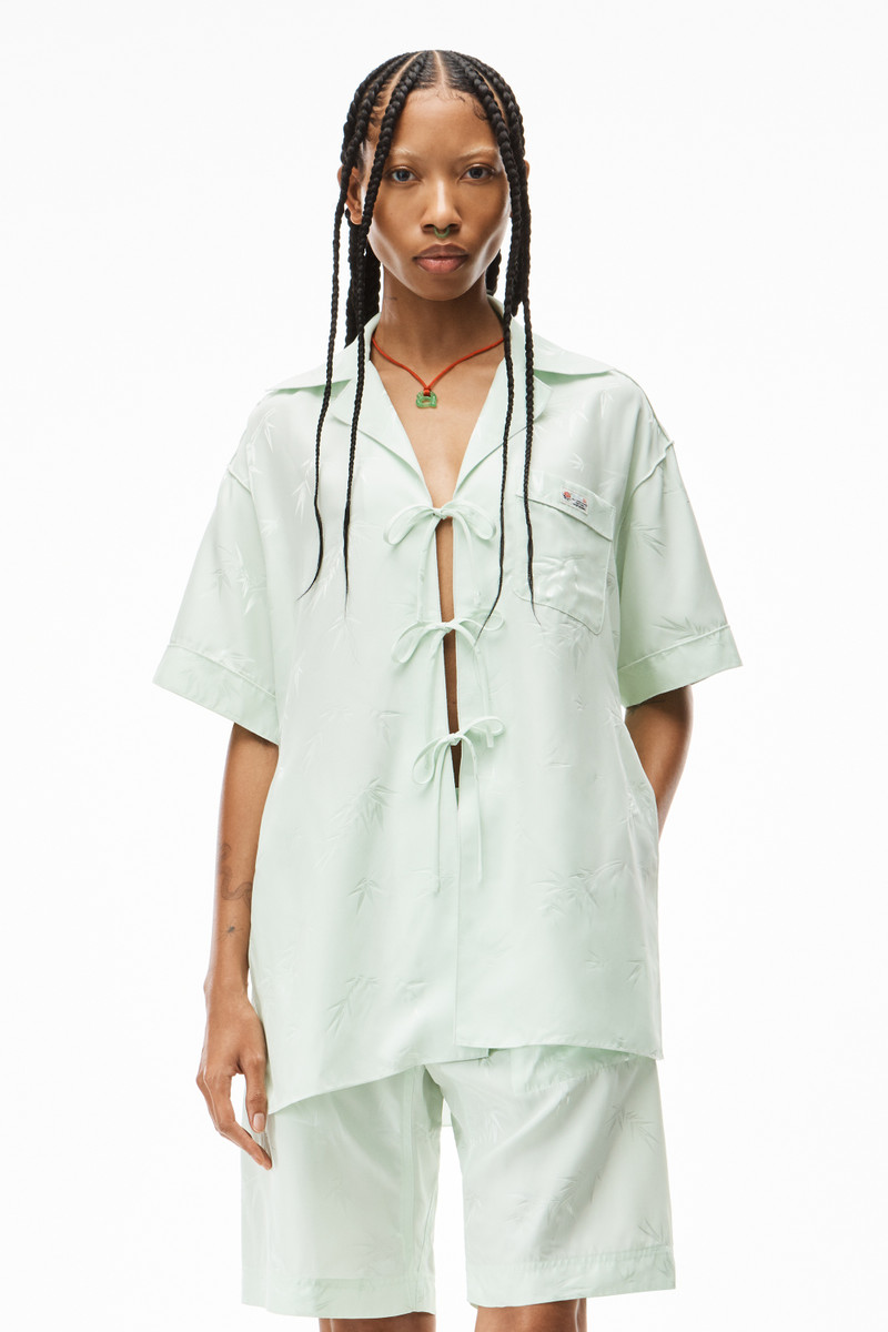 SHORT-SLEEVE TIE TOP IN VISCOSE JACQUARD 2