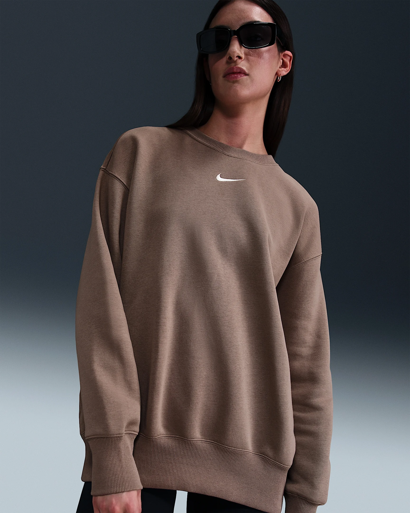 Nike Sportswear Phoenix Fleece Women's Oversized Crew-Neck Sweatshirt - 1