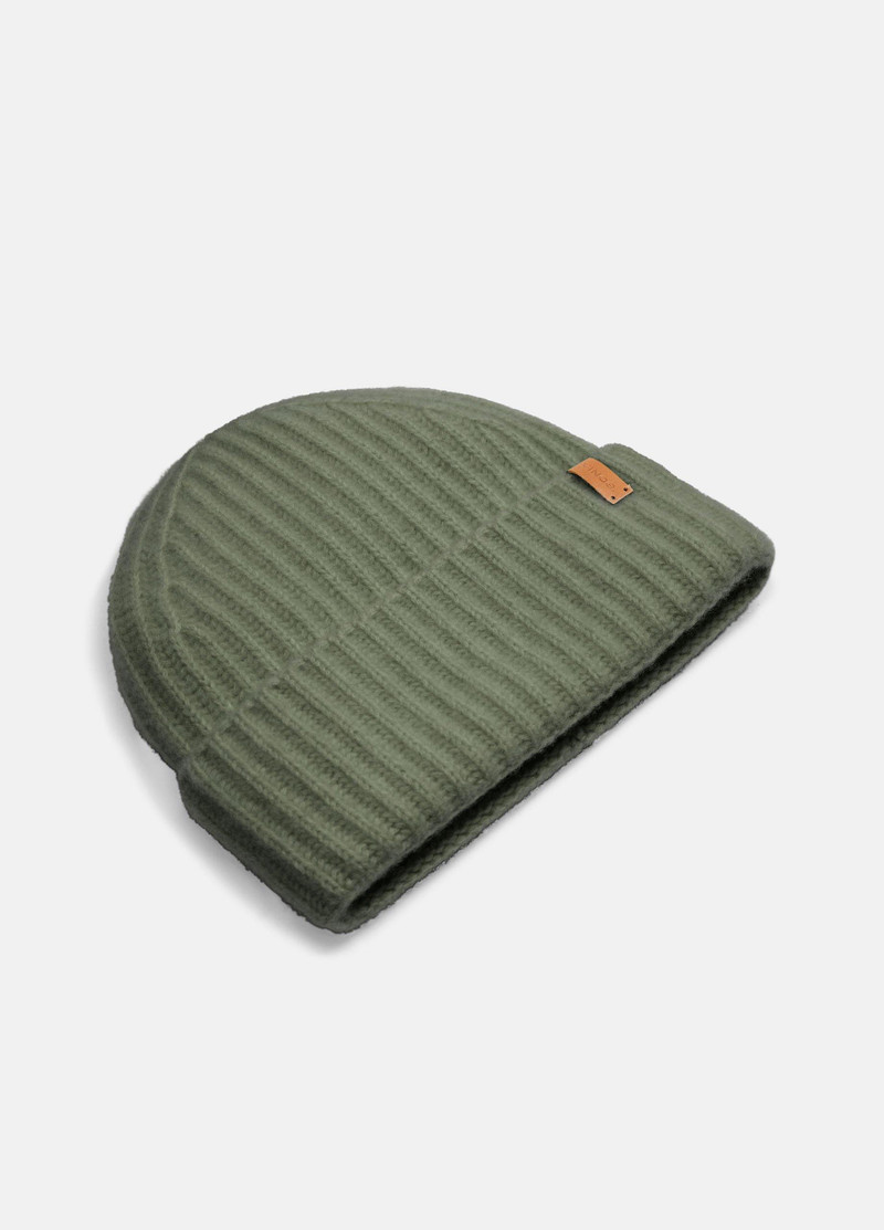 Vince Plush Cashmere Chunky-Knit Beanie outlook