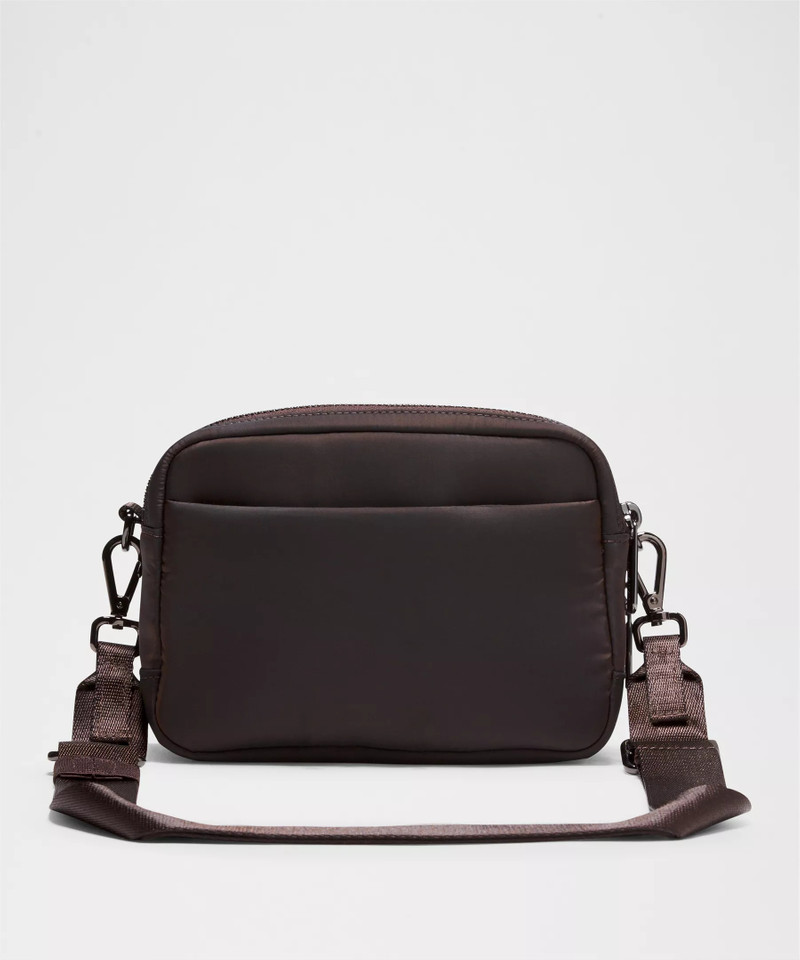 Everywhere Crossbody Bag 2L *Wunder Puff Iridescent 3