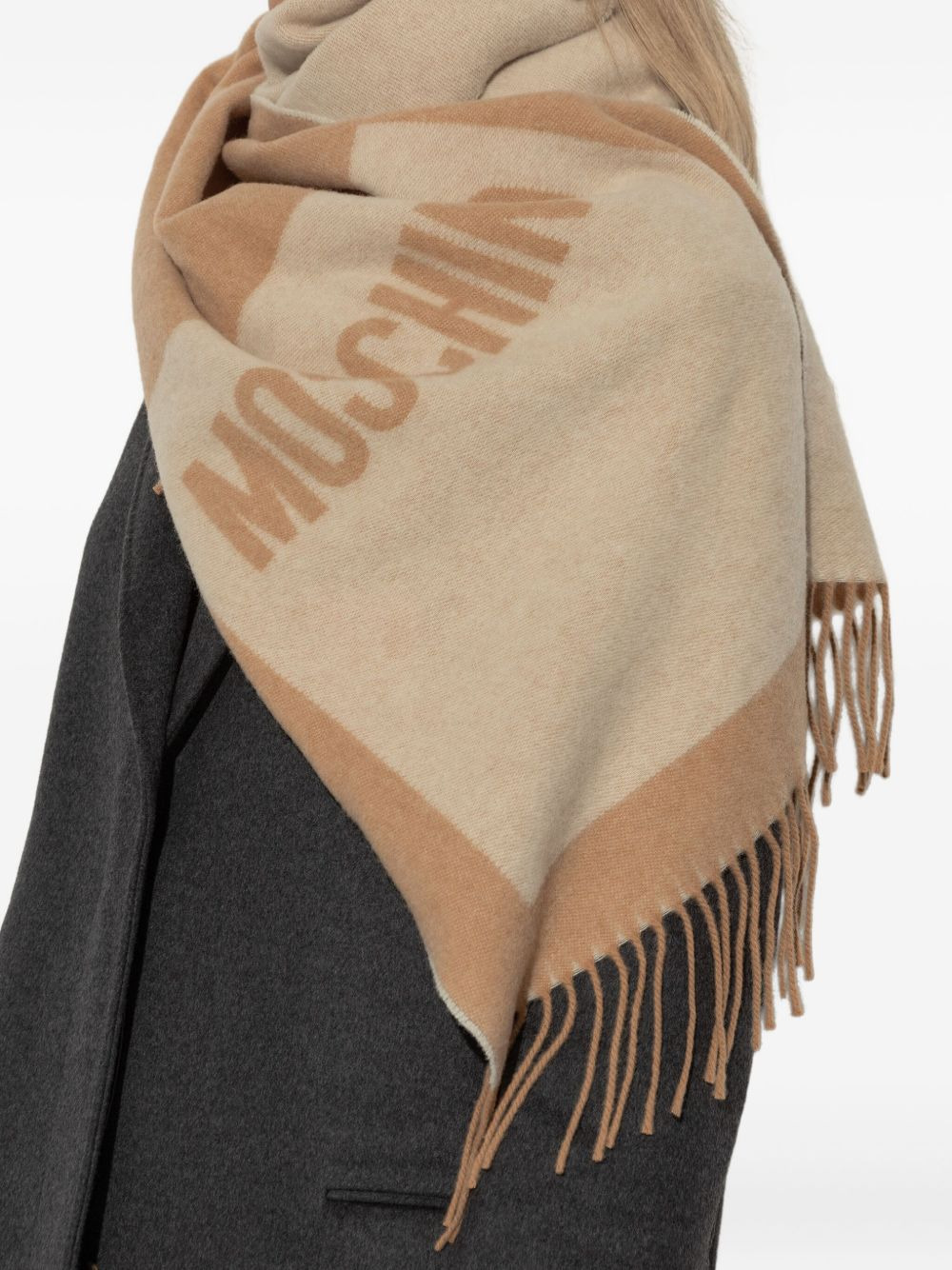 logo-detailed fringed scarf - 5
