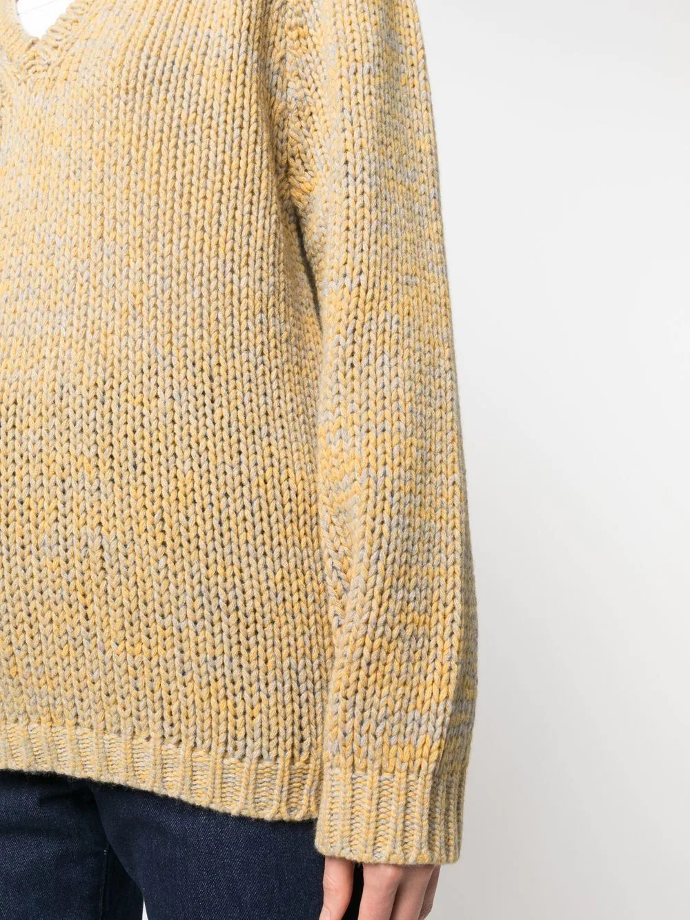 virgin wool V-neck jumper - 5
