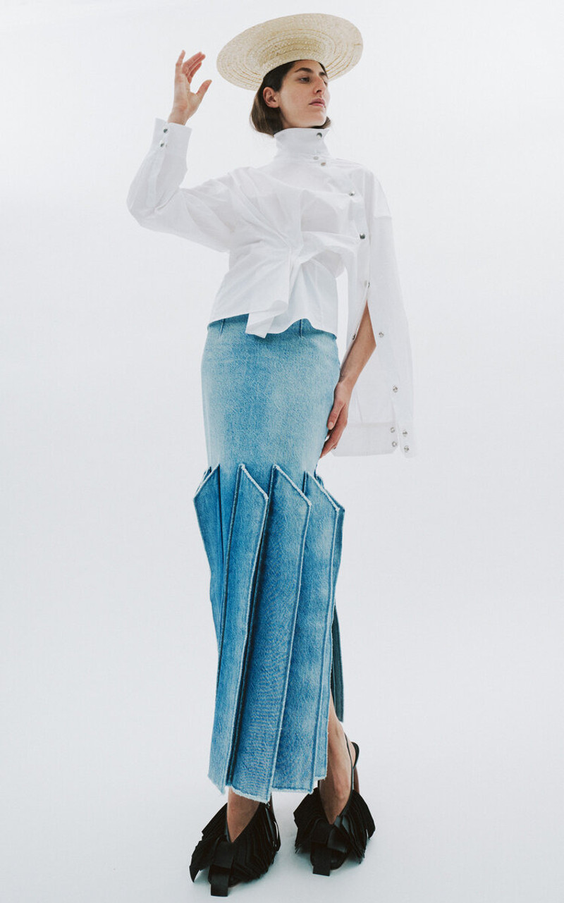 A.W.A.K.E. MODE Asymmetric Collar Shirt white outlook