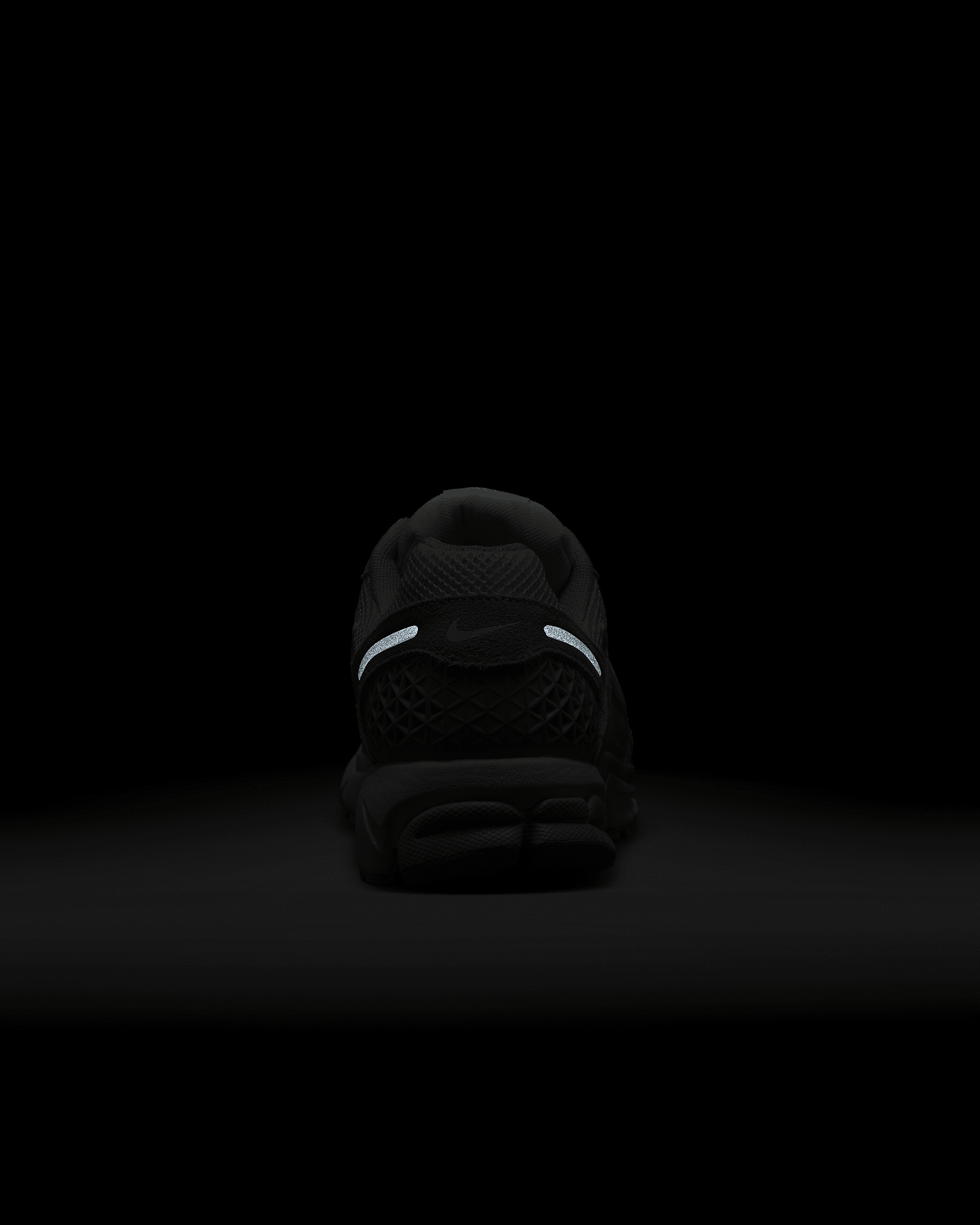Nike Men's Zoom Vomero 5 Shoes - 10