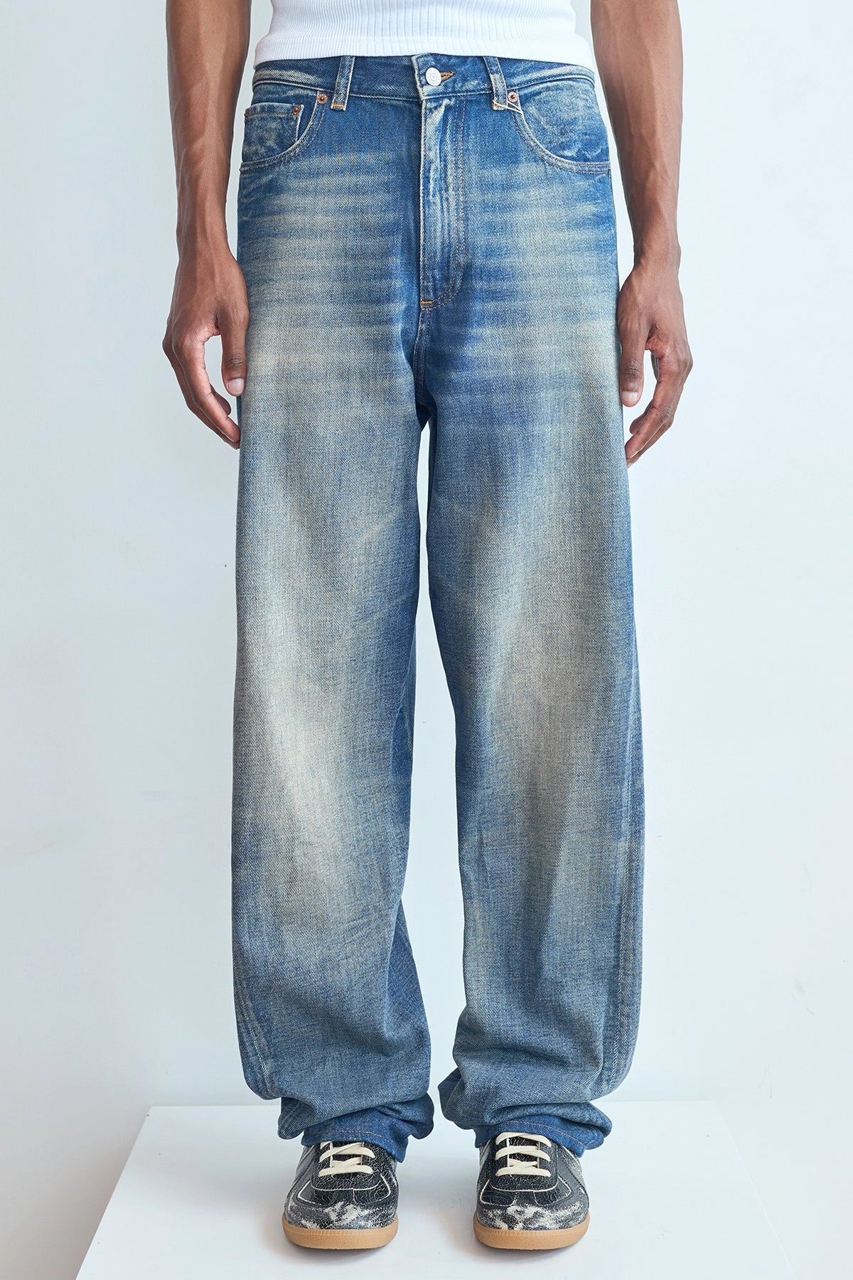 MM6 Washed Denim Jeans Medium Blue - 5