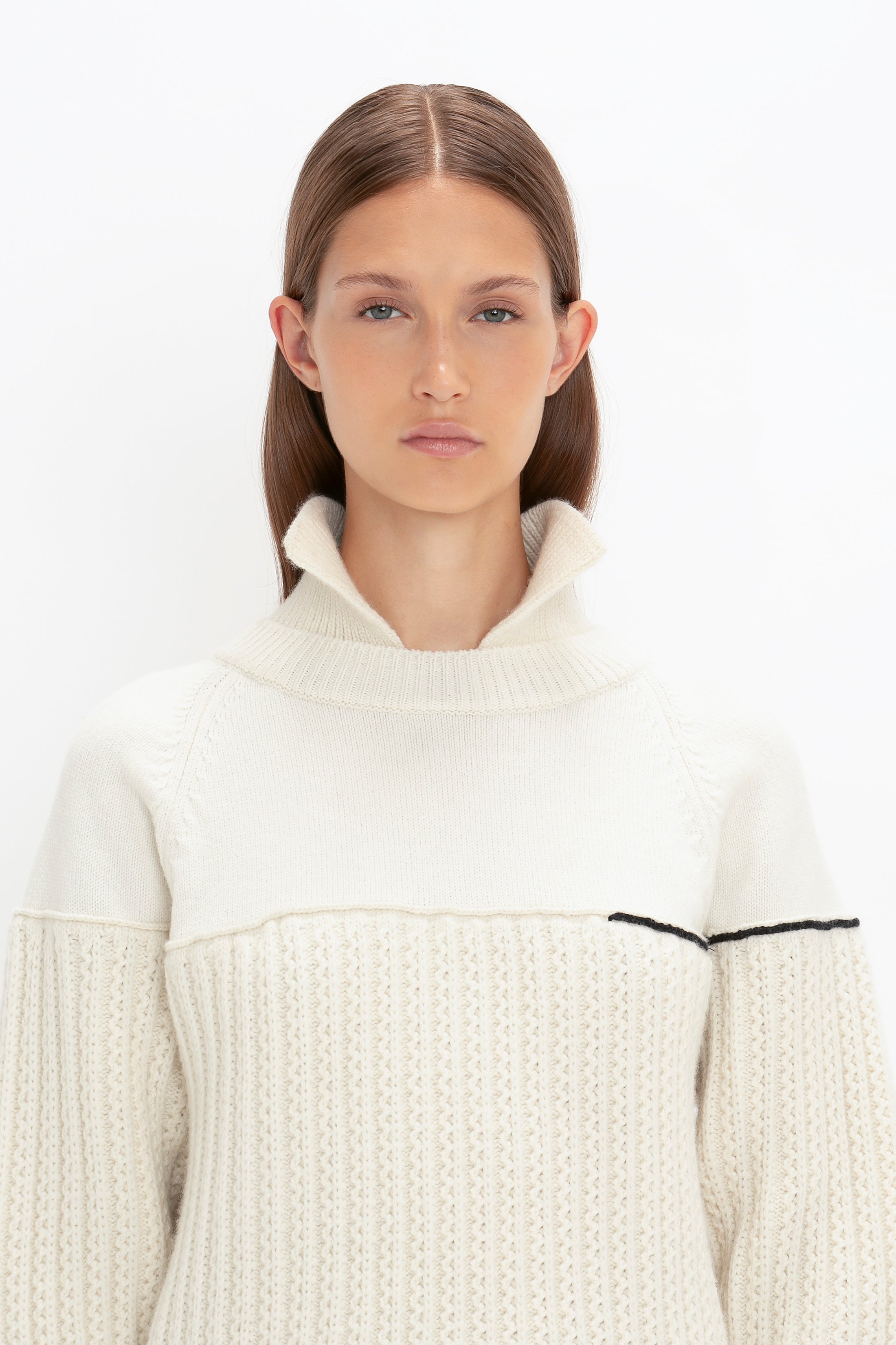 Collar Detail Jumper In Natural - 6