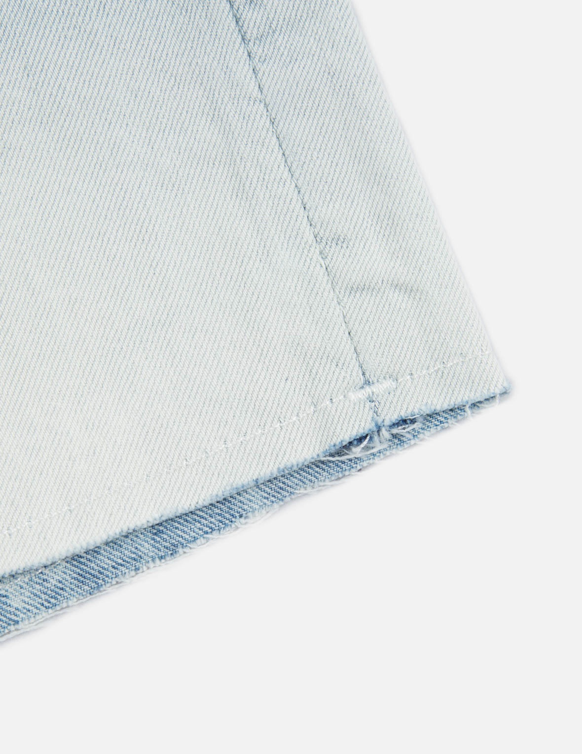 SEAGULL AND SLOGAN PRINT TIE-DYED DENIM SHORTS - 11