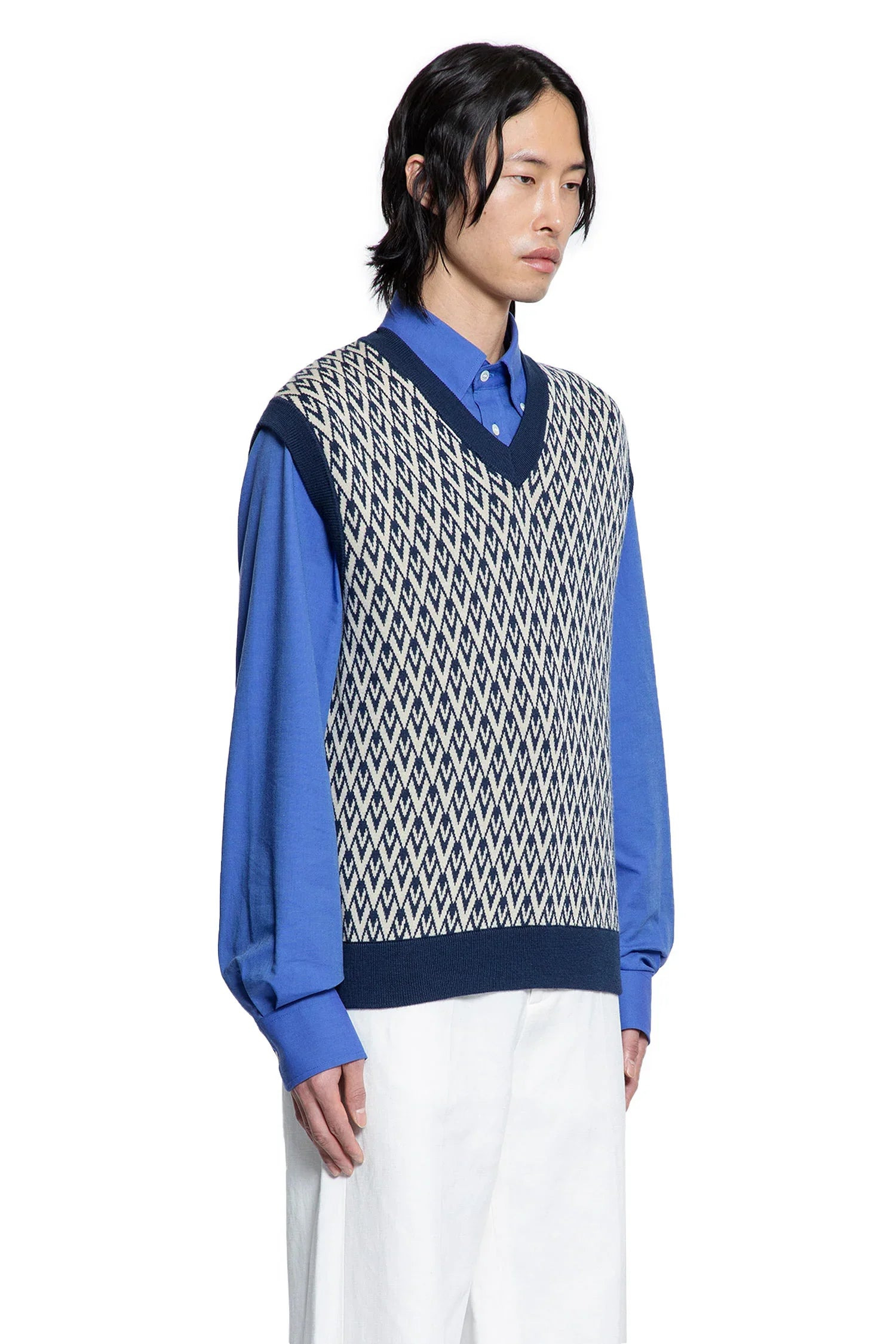 Wool-Vest-With-Toute-La-V-All-Over-Jacquard - 2