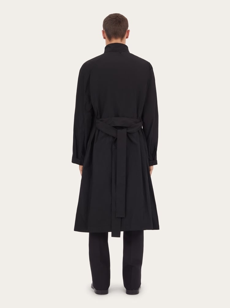 DUAL TONE RAIN COAT IN RECYCLED FABRIC - 3