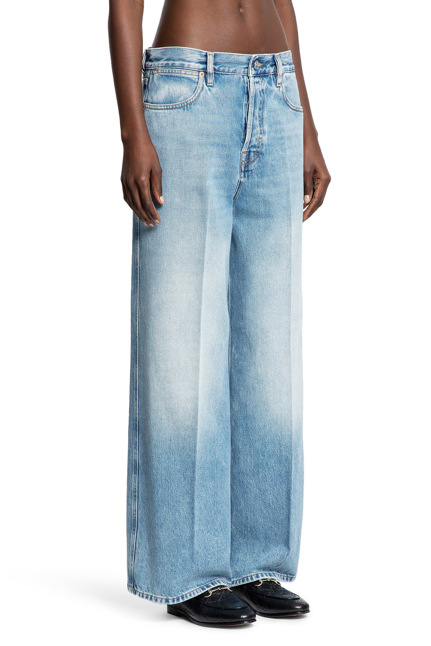 Wide-Leg-Jeans - 2