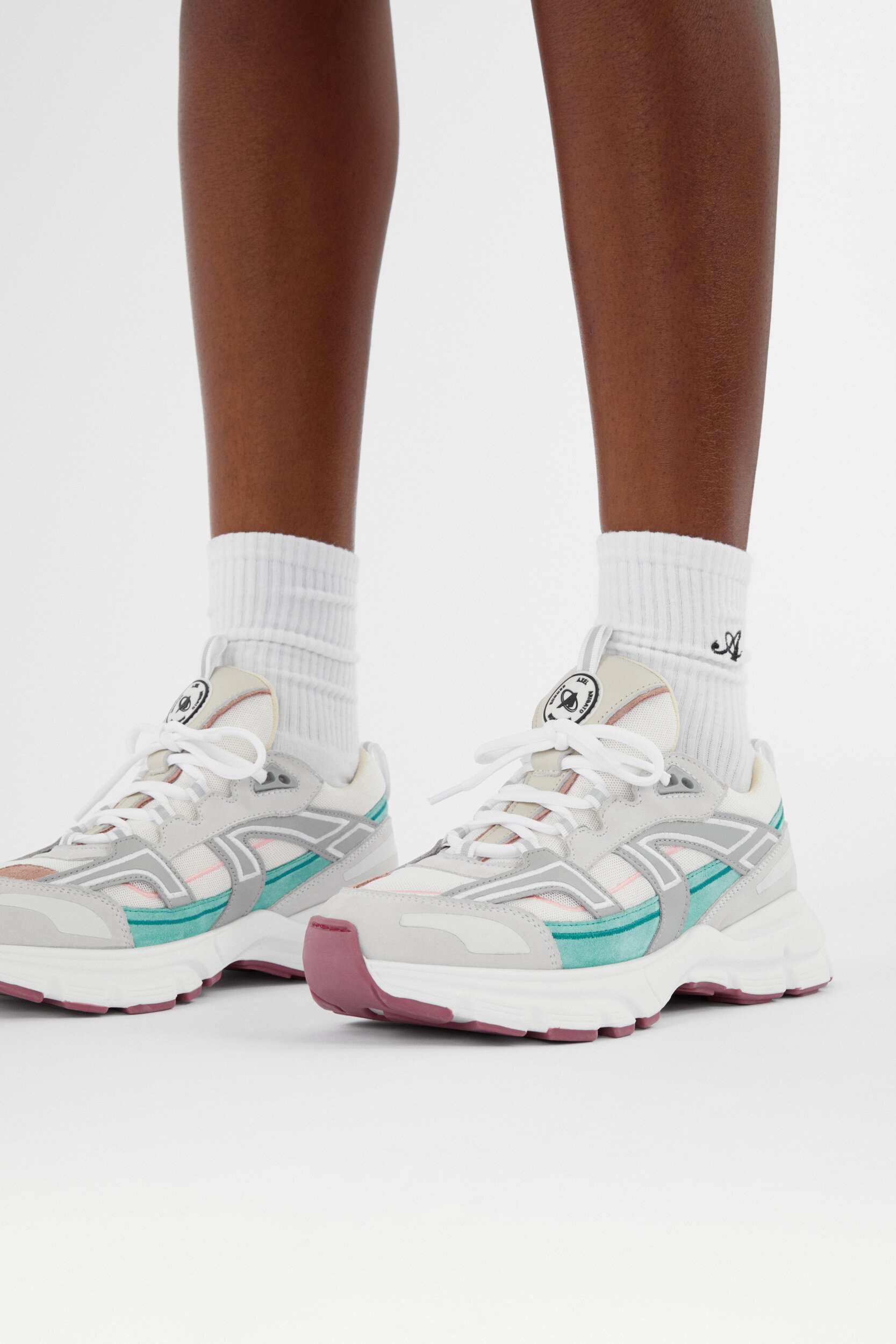 Marathon R-Trail Sneaker - 6