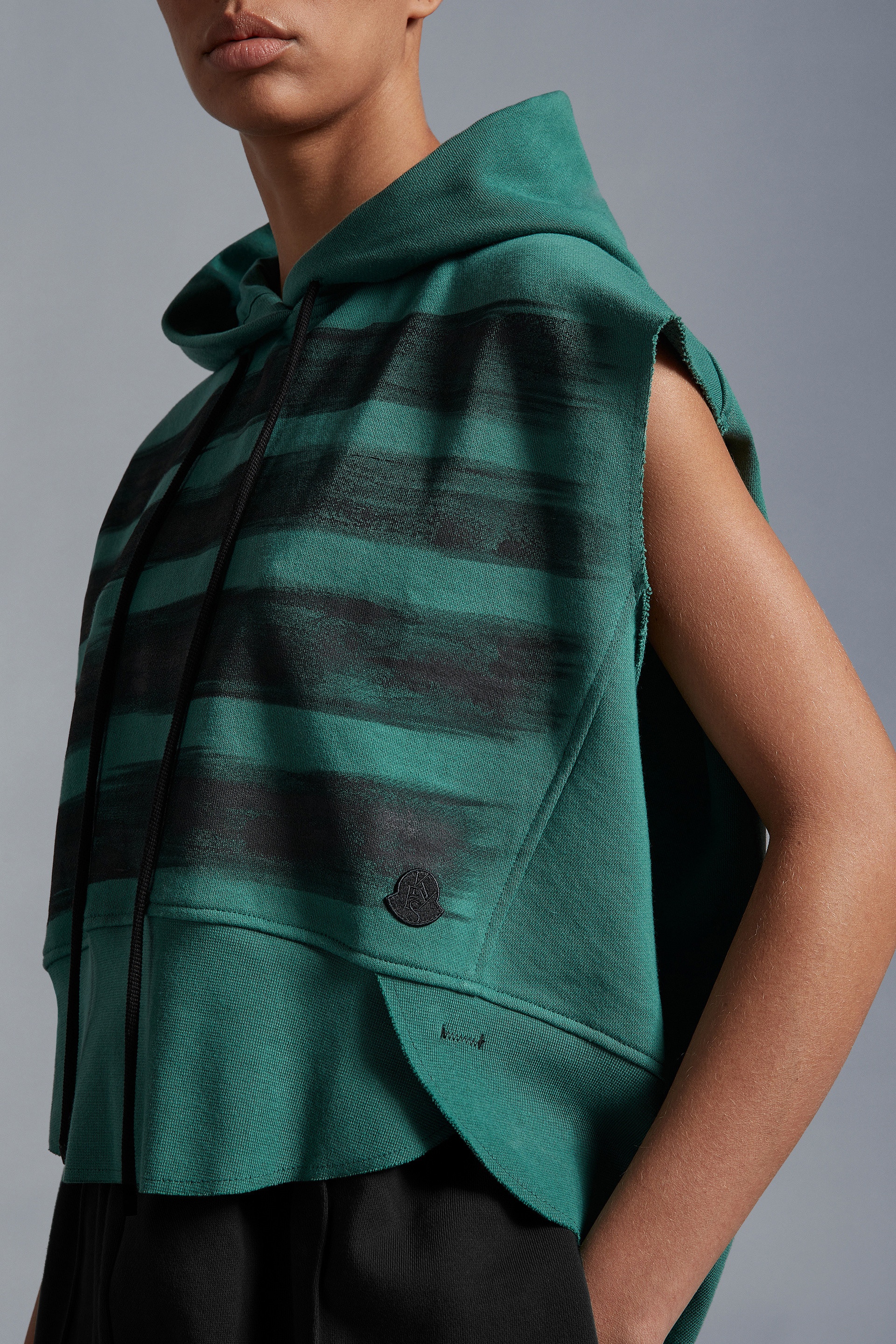Sleeveless Hoodie - 6