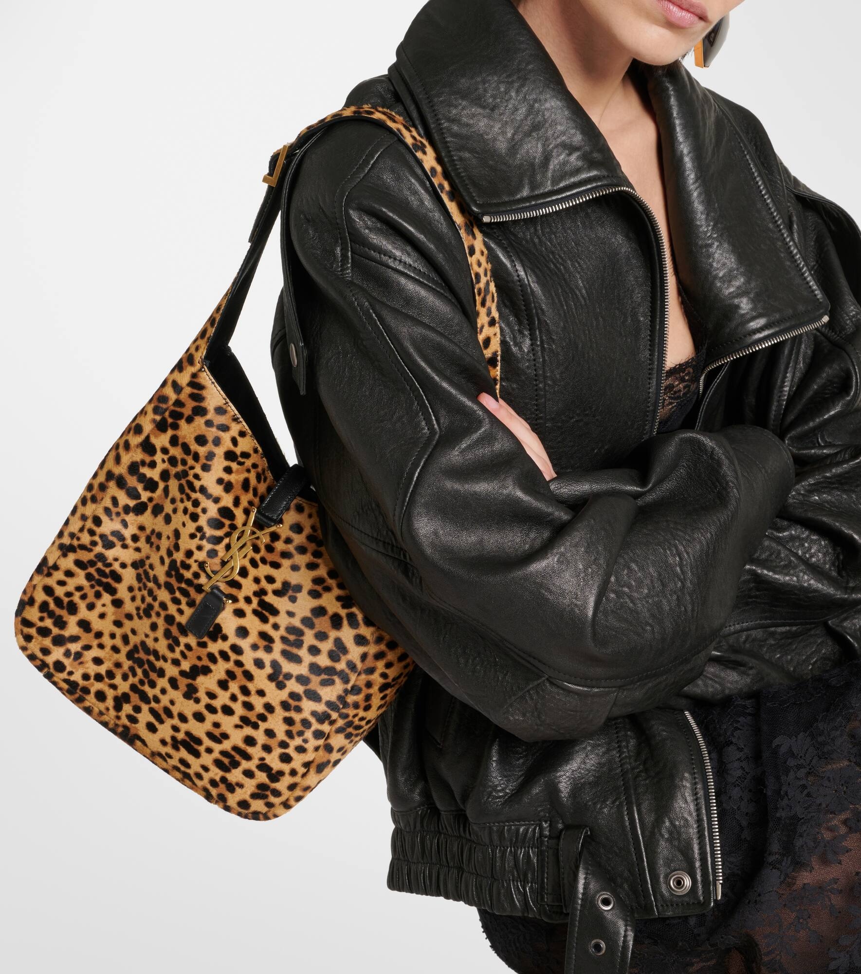 Le 5 A 7 Small leopard-print shoulder bag - 7