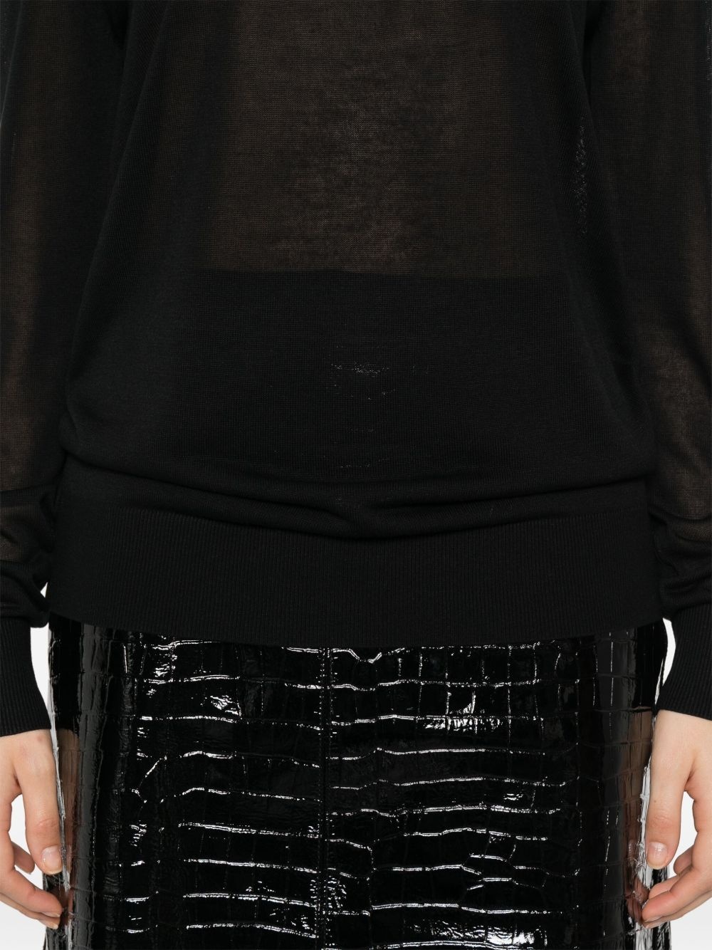long-sleeved T-shirt - 5