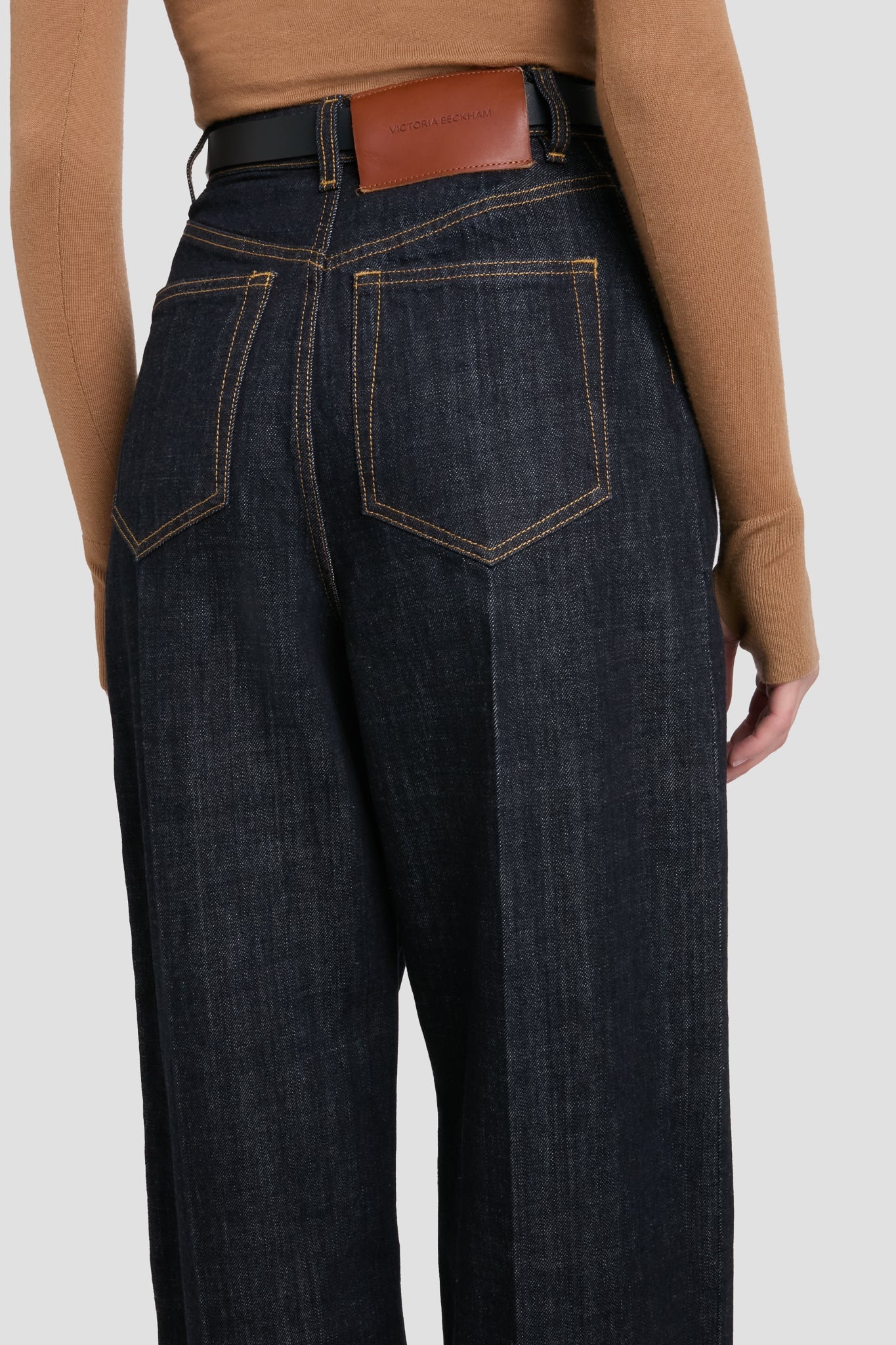 High Waisted Cinched Jean In Indigo Rinse - 6