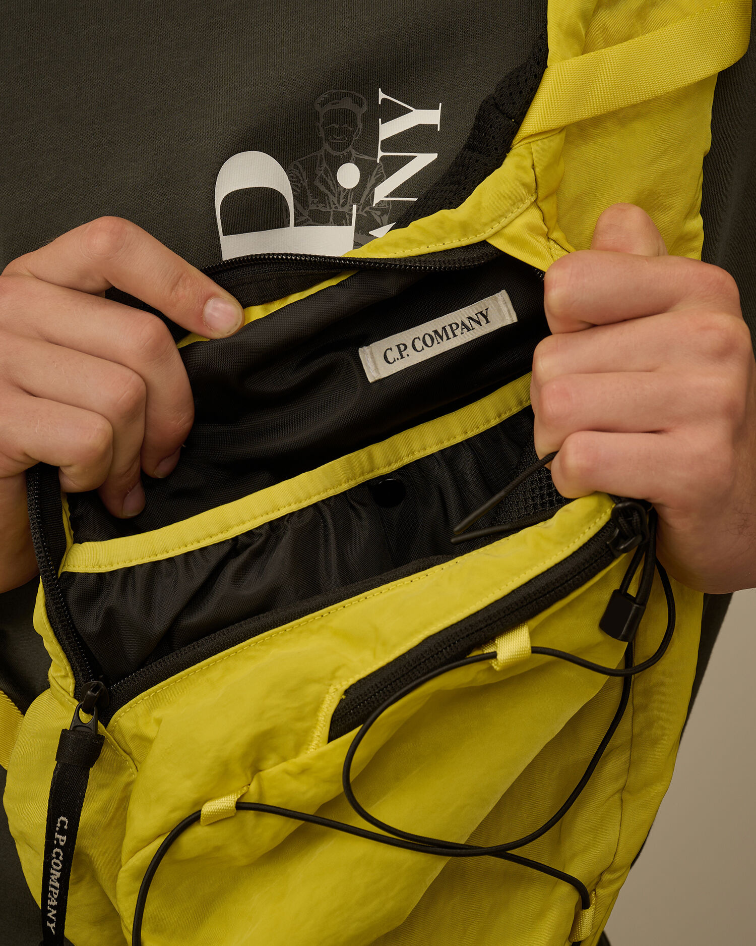 Nylon B Lens Crossbody Rucksack - 4