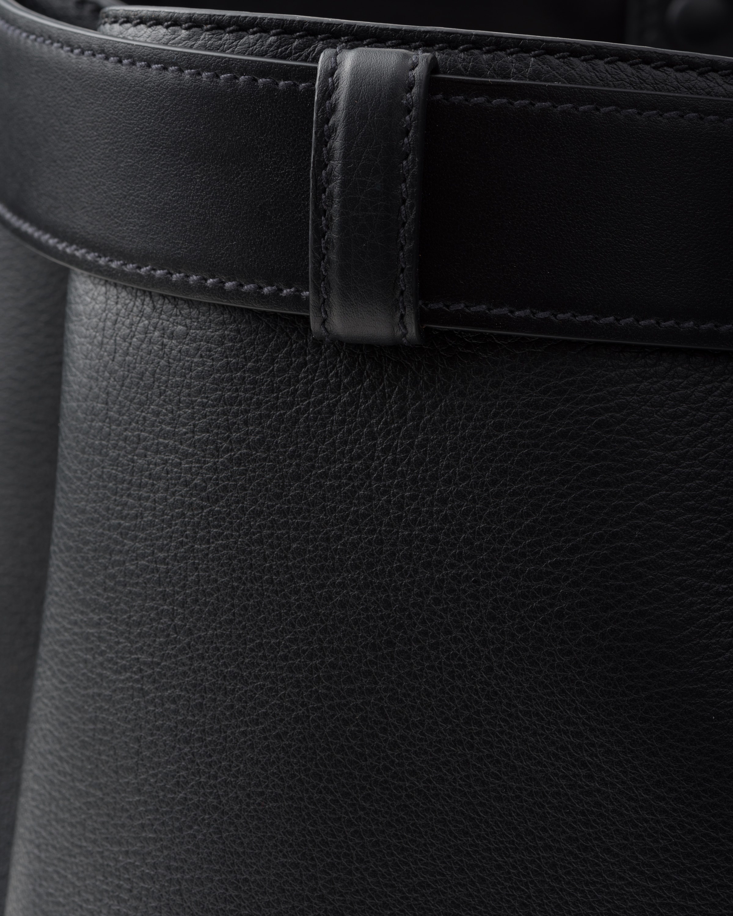 Prada Buckle leather bag with belt - 7