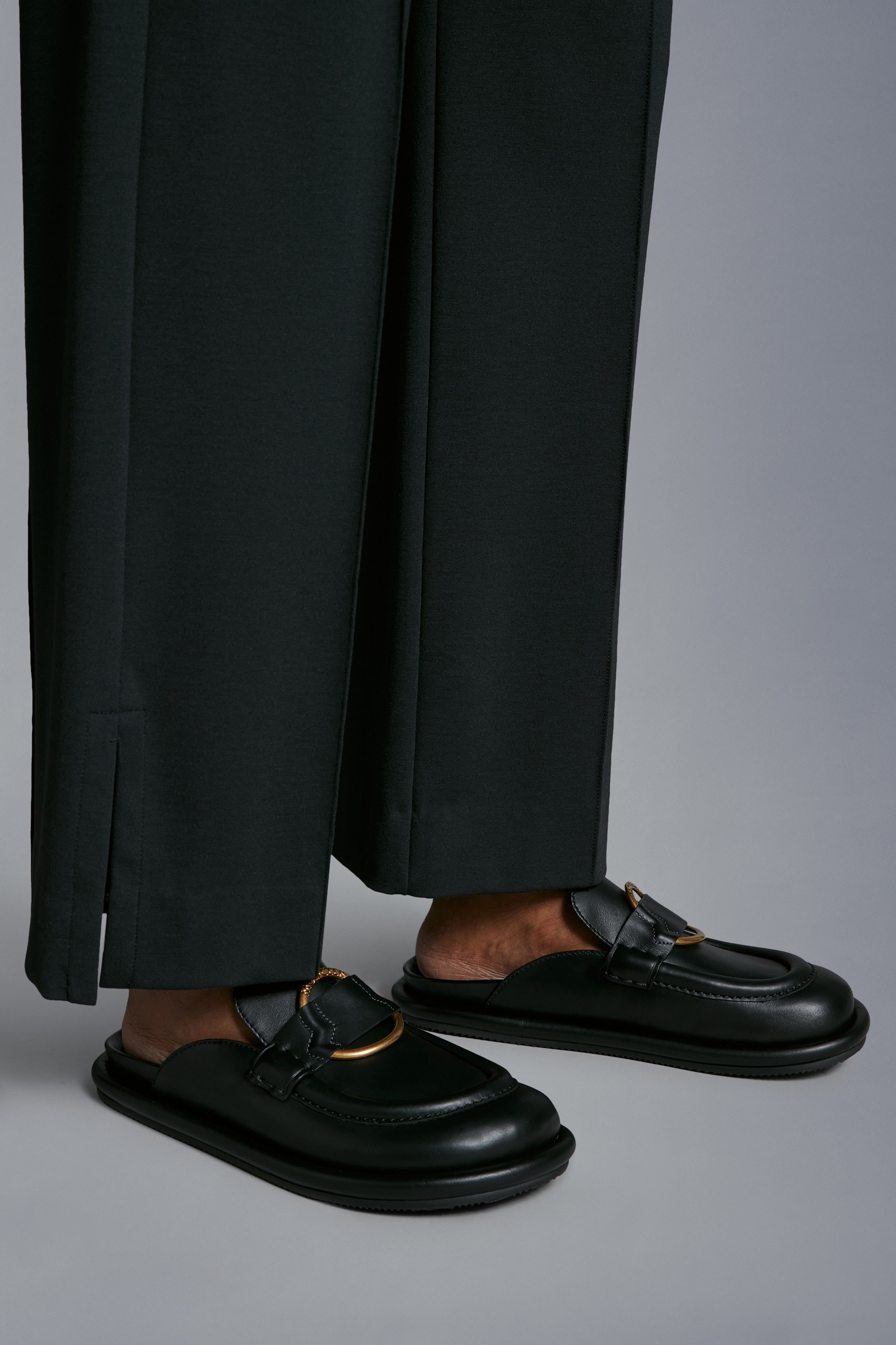 Moncler Bell Leather Mules | REVERSIBLE