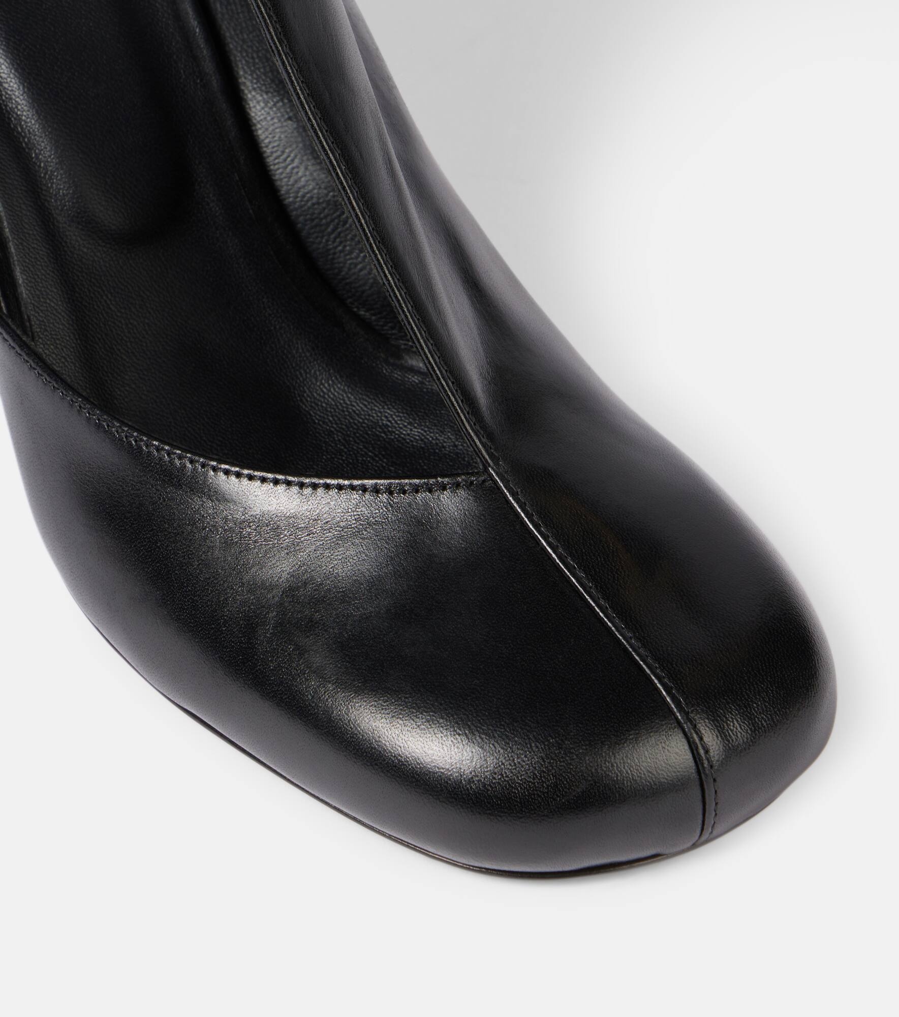 Cutout leather ankle boots - 5