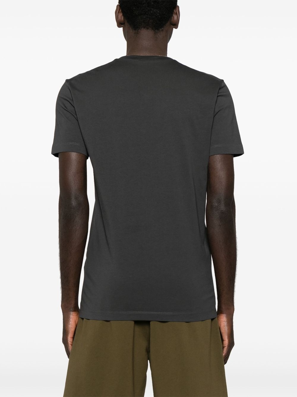 V-neck T-shirt - 3