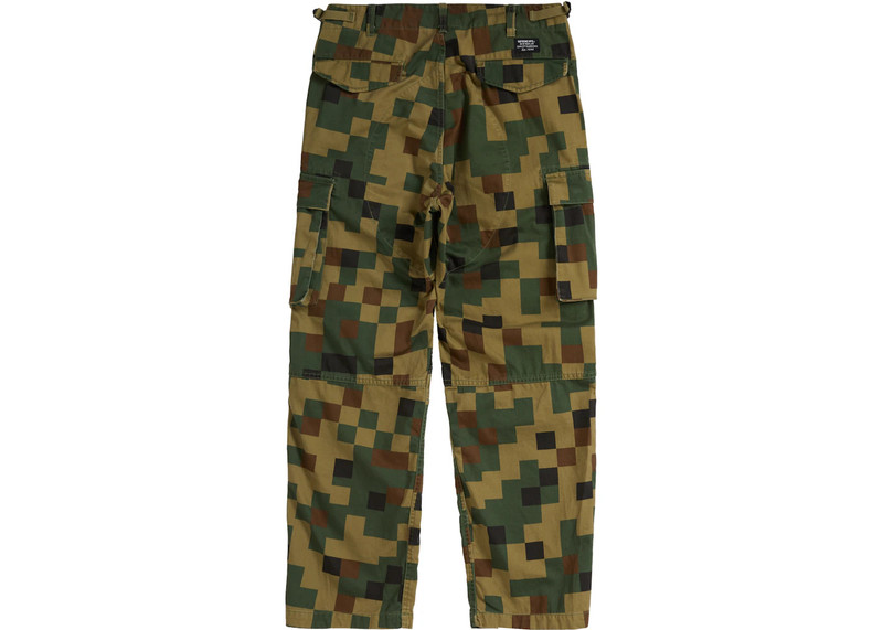 Supreme Supreme Cargo Pant (FW20) Olive Digi Camo outlook