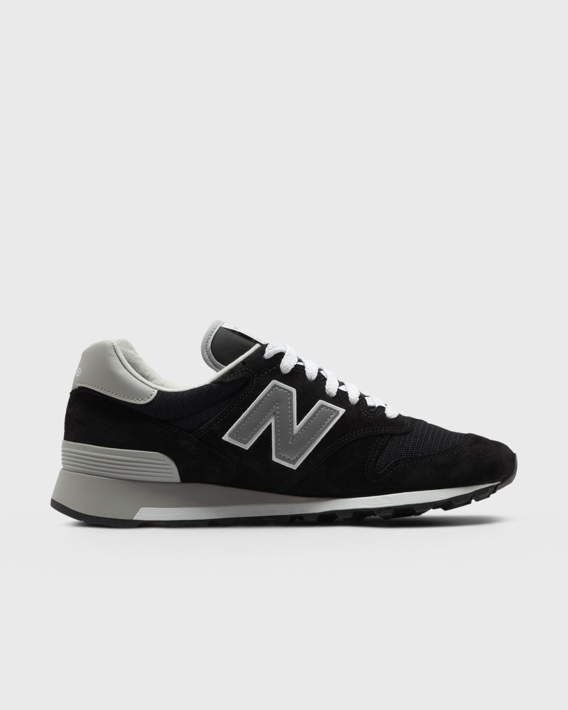 New Balance 1300 outlook