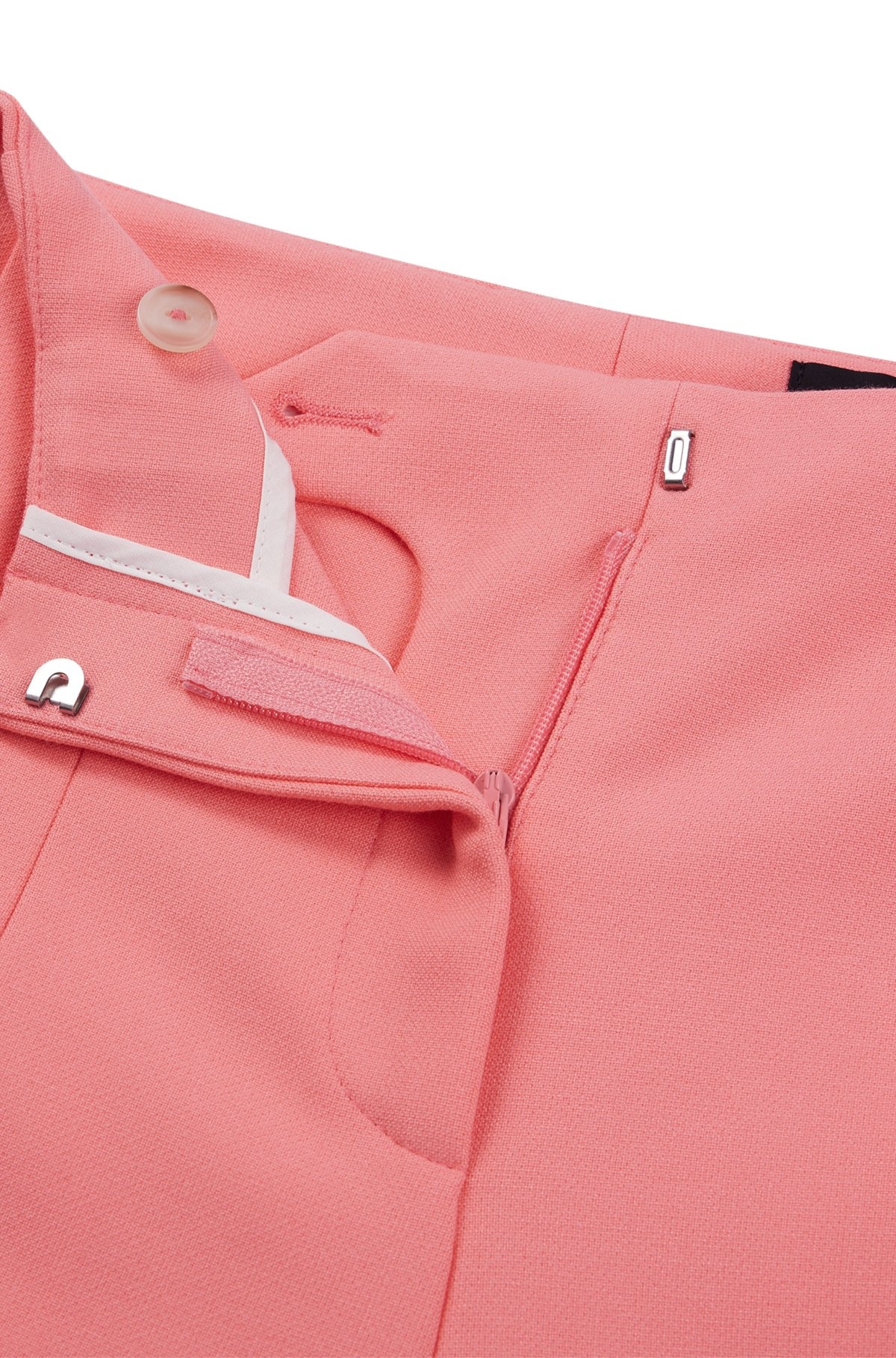 RELAXED-FIT TROUSERS WITH A TAPERED LEG - 6