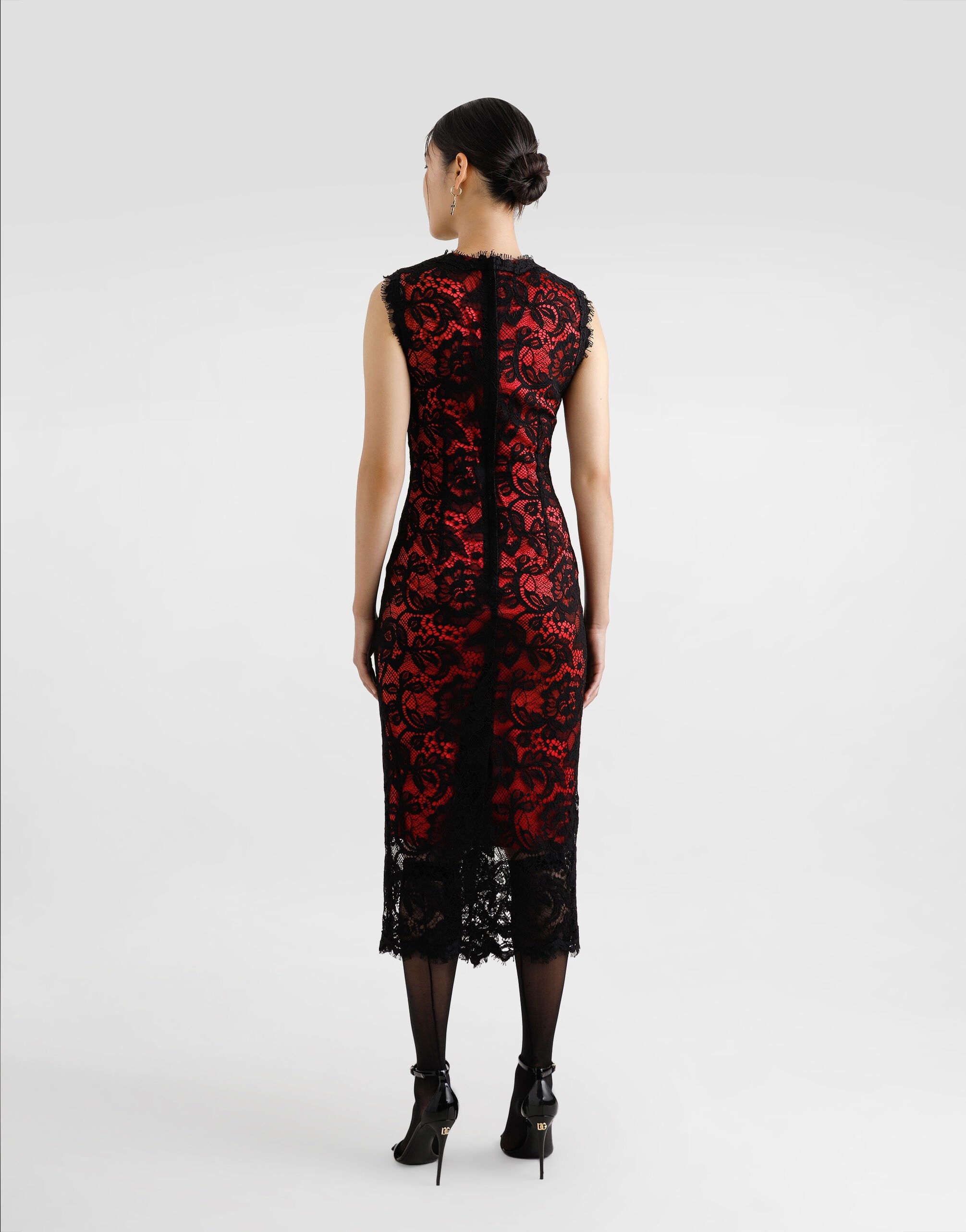 Calf-length floral lace sheath dress with contrasting lining - 3