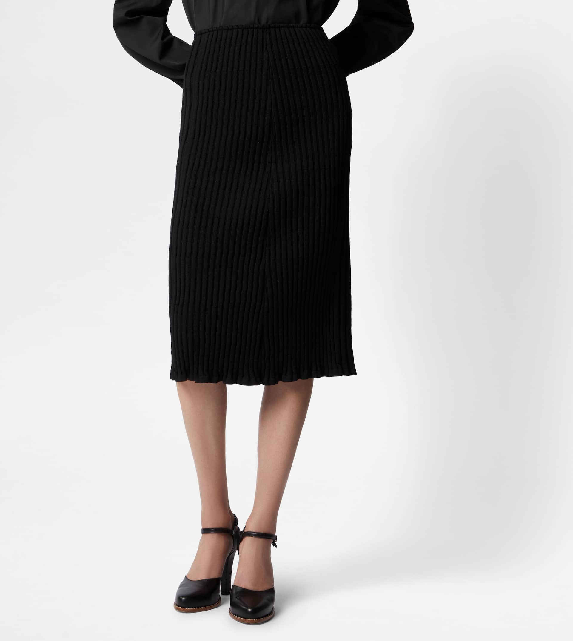 MIDI-SKIRT IN KNIT - BLACK - 7