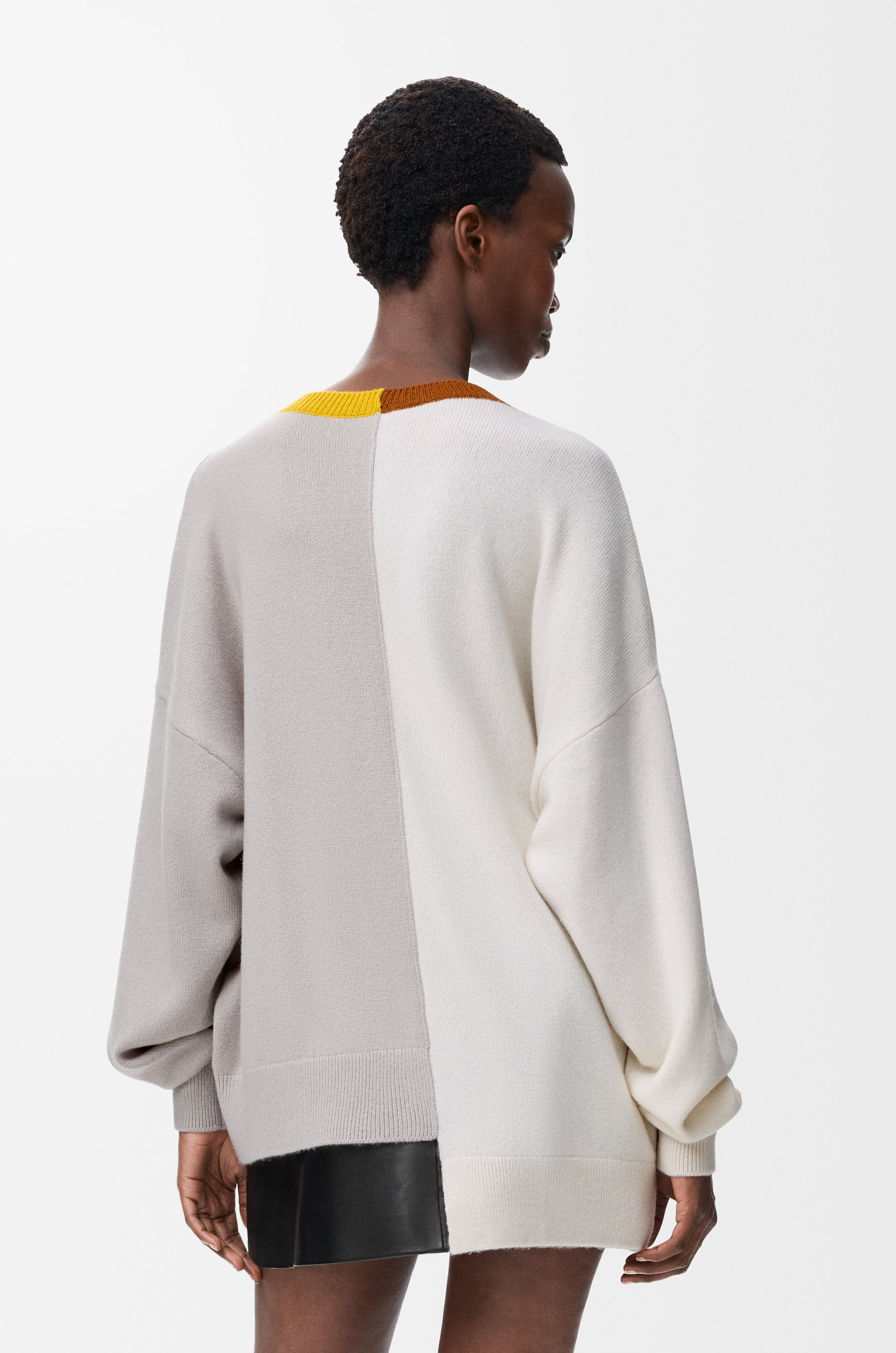 Asymmetric sweater in wool - 4
