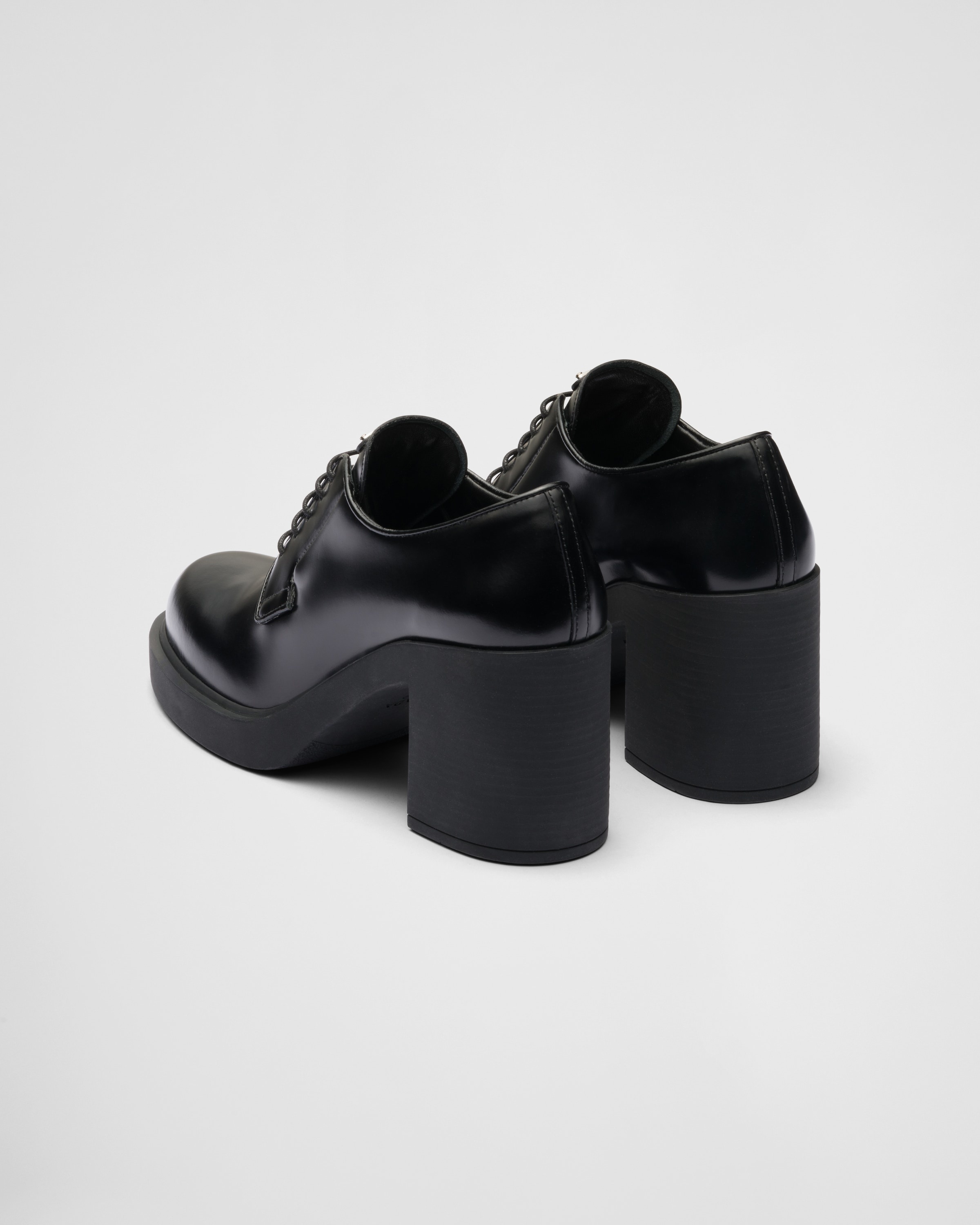 Heeled brushed leather lace-ups - 5