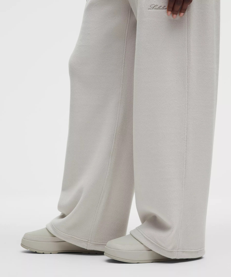 Plush Velour Mid-Rise Pant 7
