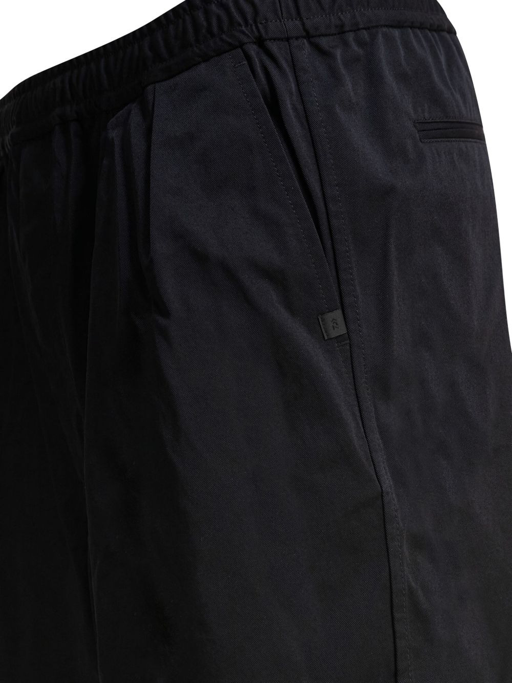pleated-details shorts - 4