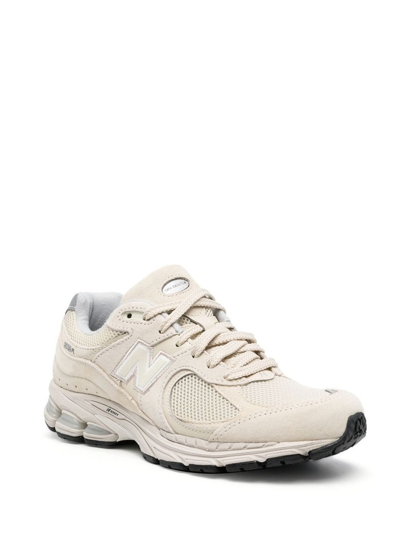 New Balance 2002R low-top sneakers outlook