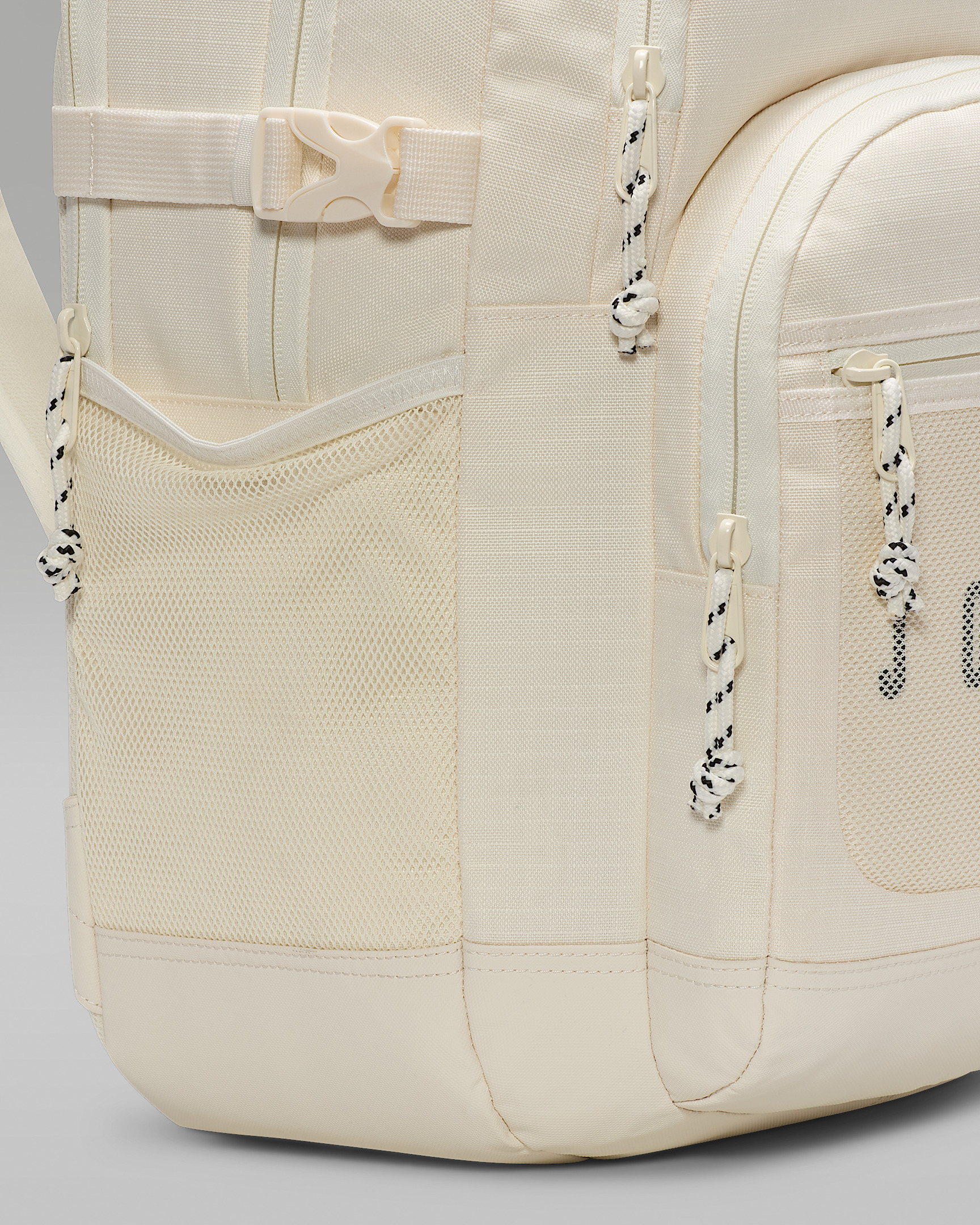 Jordan Blacktop Backpack (25L) - 9