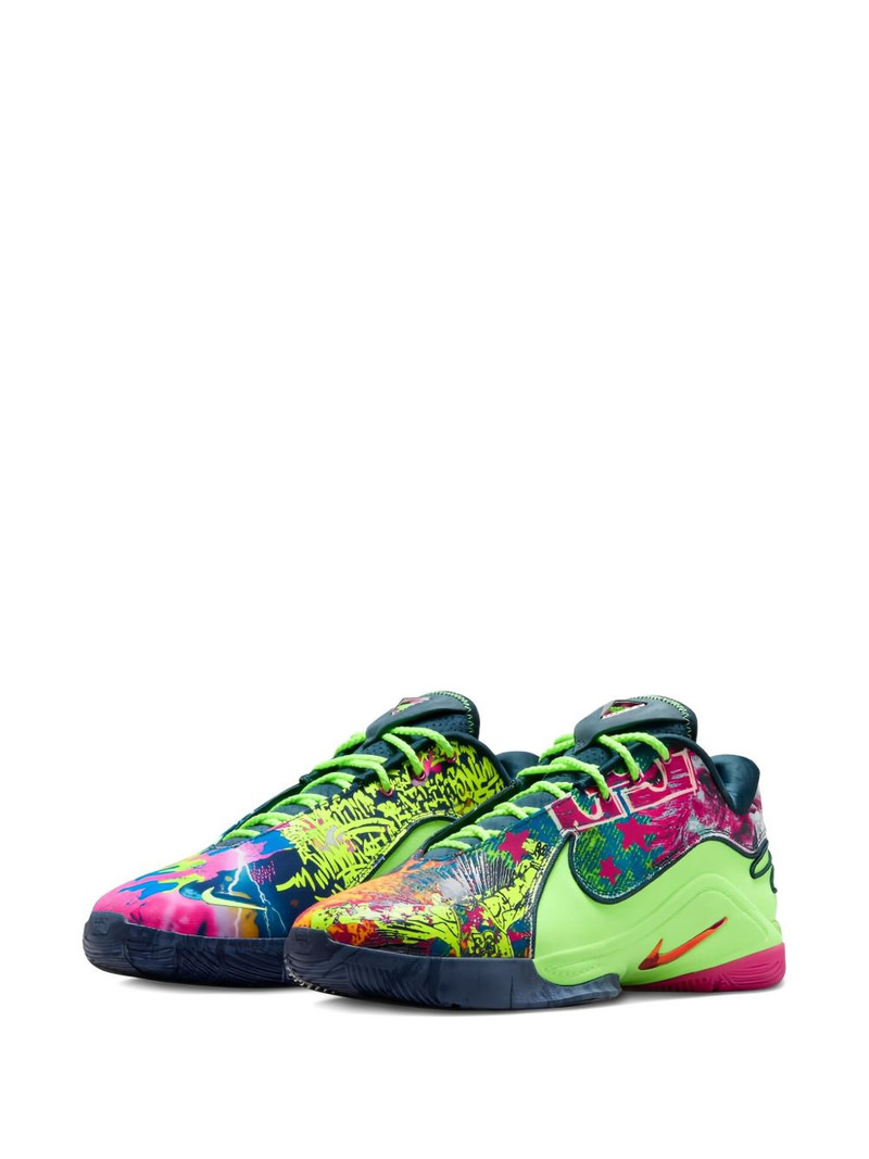 Nike LeBron 22 sneakers outlook