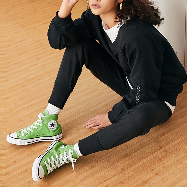 きなこ　1009 Converse (WMNS) Converse Solid Color Loose Knit V neck
