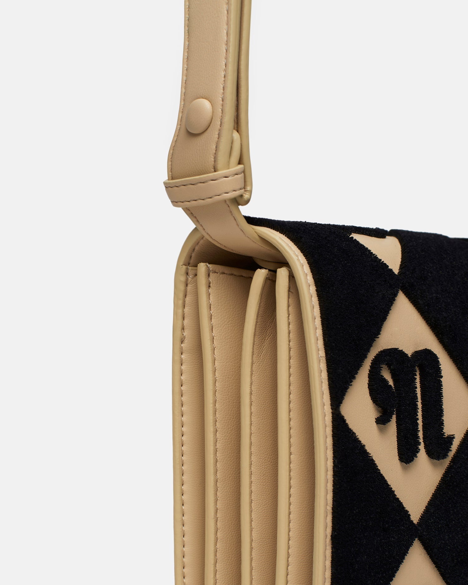 Tufted Alt-Nappa Shoulder Bag - 6