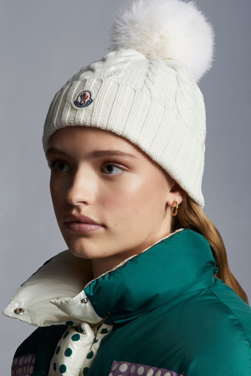 Moncler Beanie With Pom Pom outlook