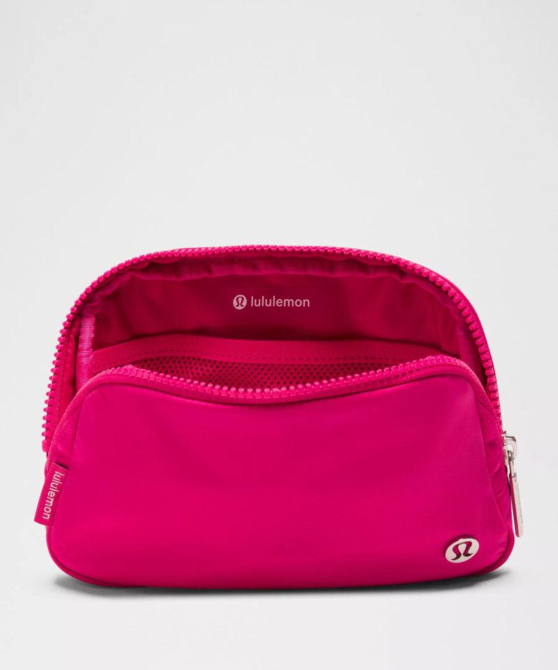 Everywhere Belt Bag with Long Strap 1L 5