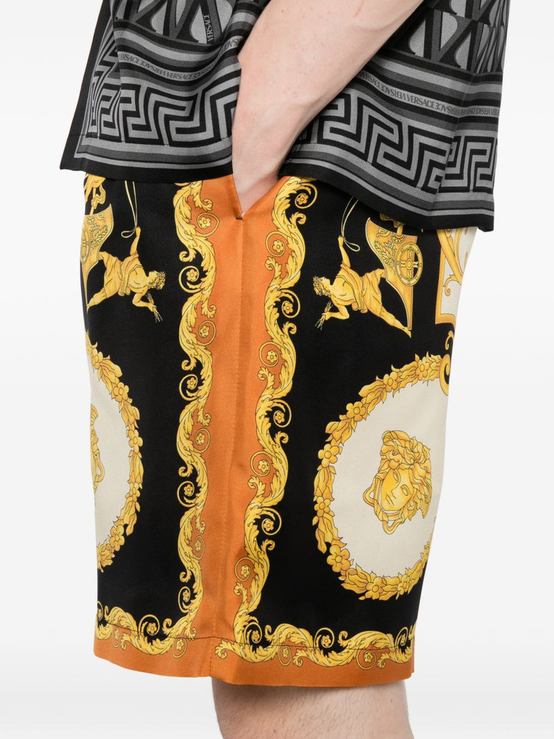 Hall Of Hero printed shorts 5