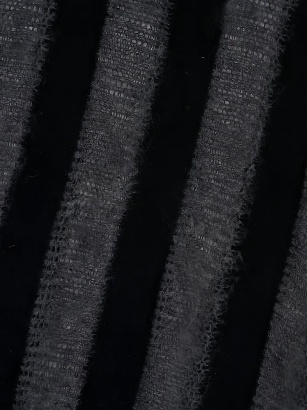 Fuzzy Threadbare sweater - 6