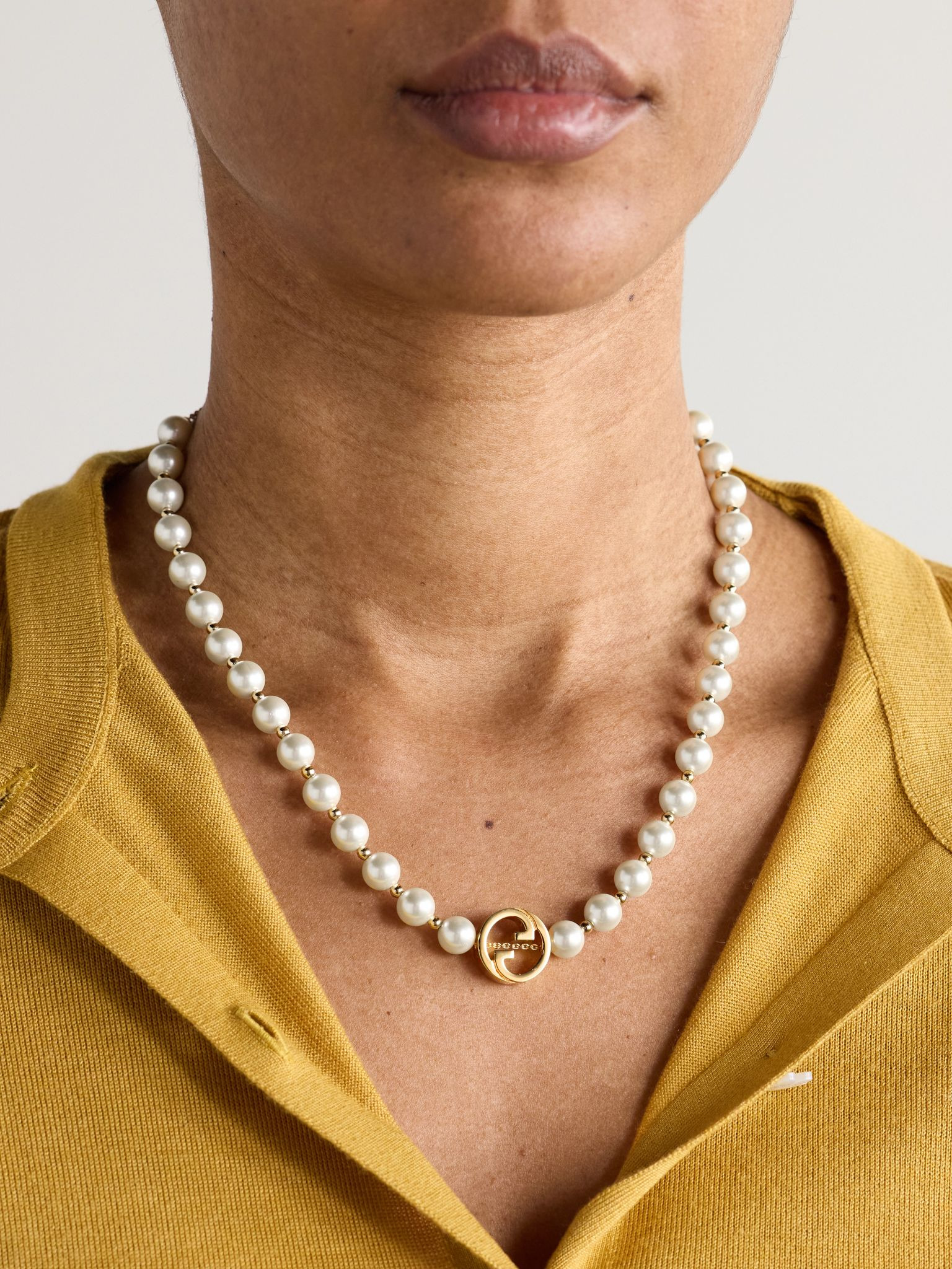 Interlocking G gold-tone faux pearl necklace Gold - 2