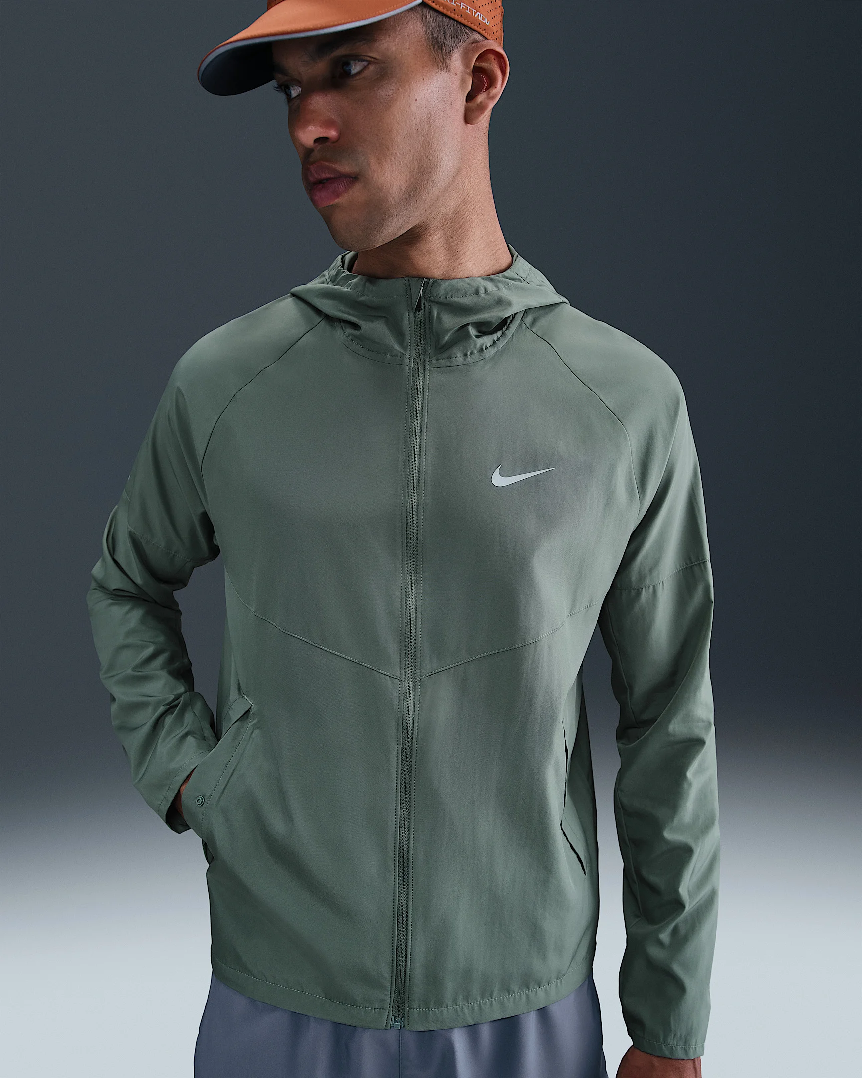 Nike Miler Men's Repel Running Jacket - 1