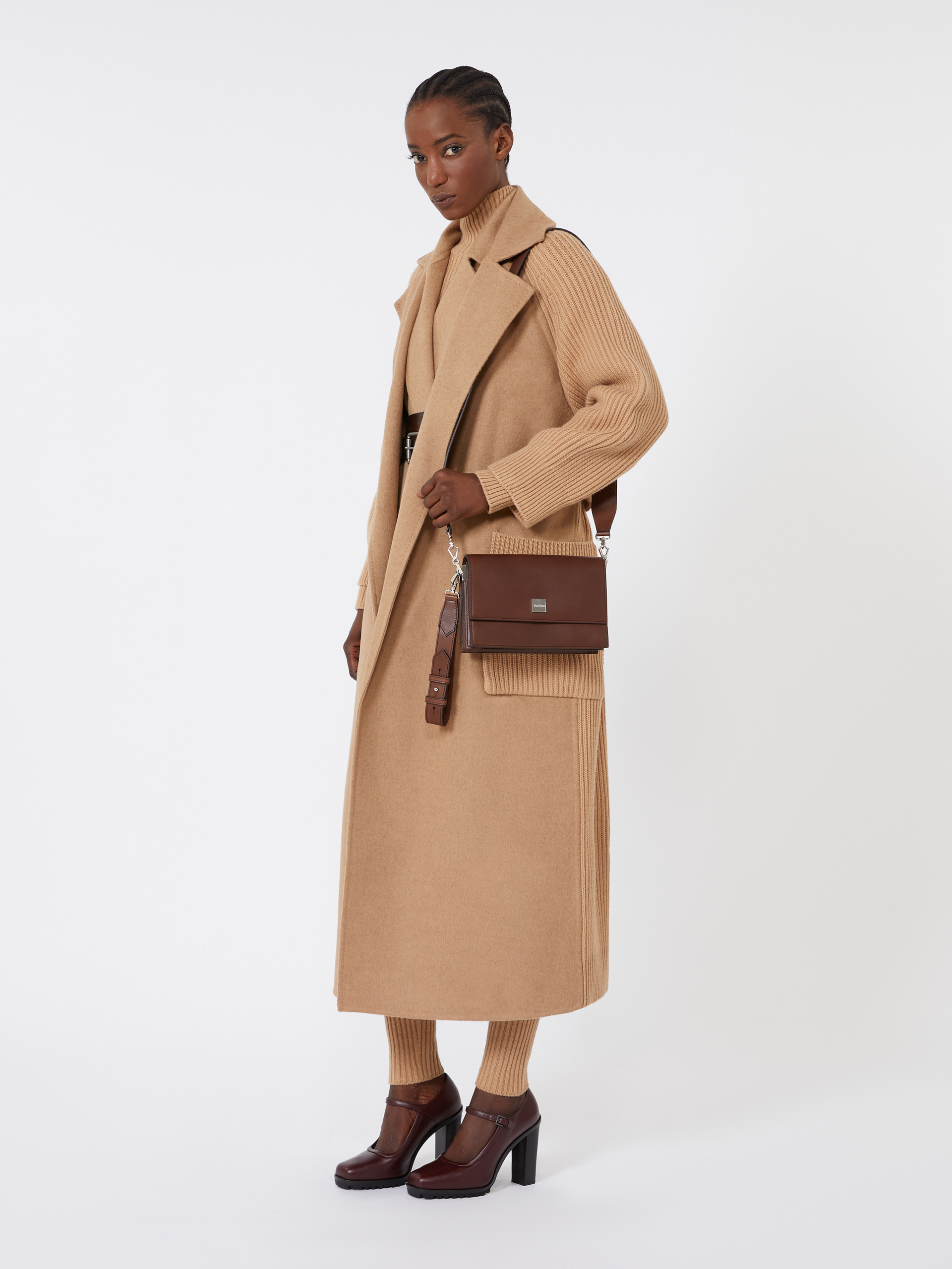 BIANCAROUGHS Small crossbody bag in leather - 6