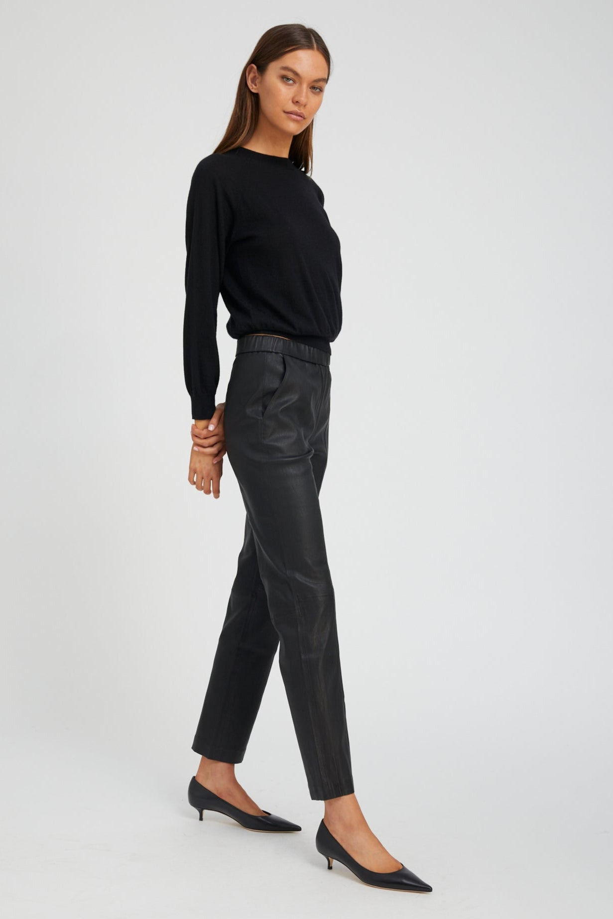 BLACK LEATHER SOPHIA PINTUCK JOGGERS - 3