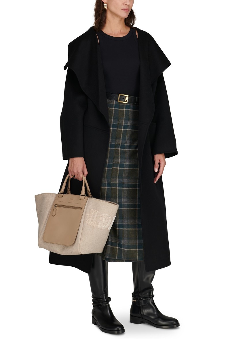 Signature coat - 6