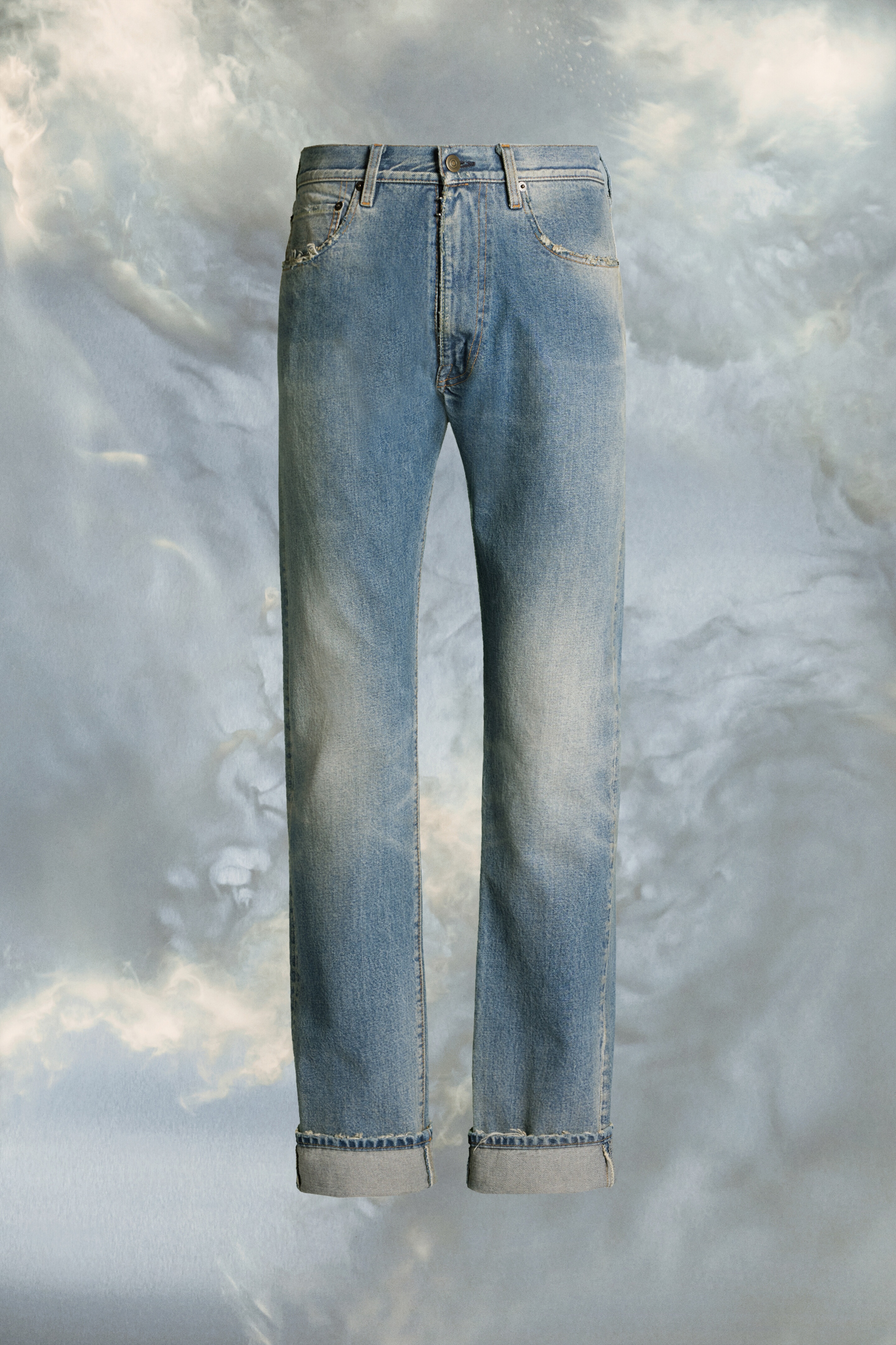 Distressed jeans - 1