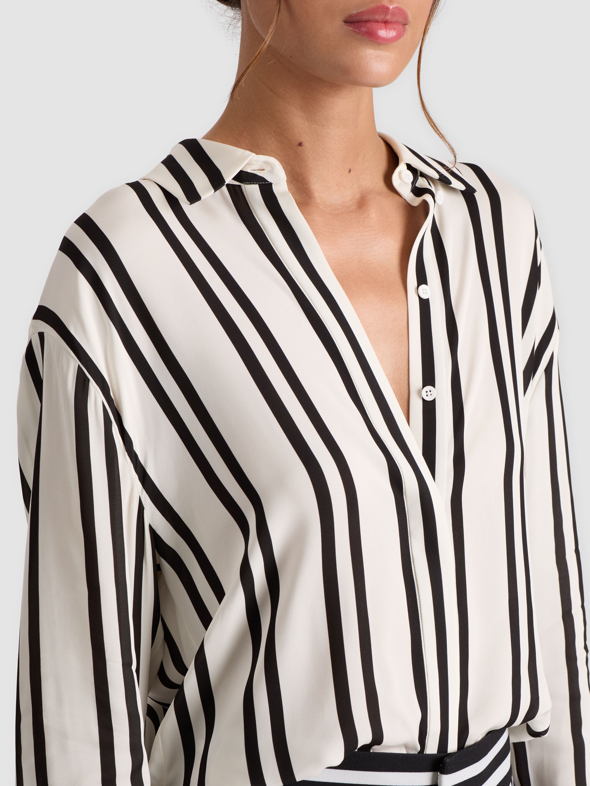 DIMITRA OVERSIZED BUTTON DOWN - 5